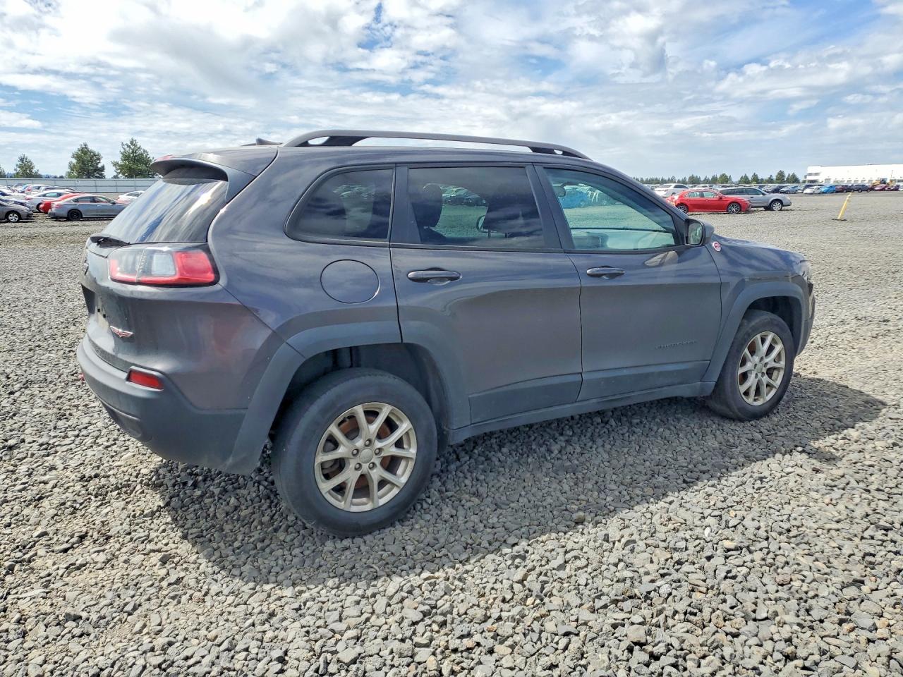 2020 Jeep Cherokee Trailhawk Gray vin: 1C4PJMBX9LD517727