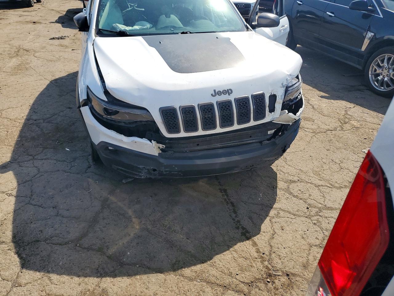 2020 Jeep Cherokee Trailhawk White vin: 1C4PJMBX9LD578852