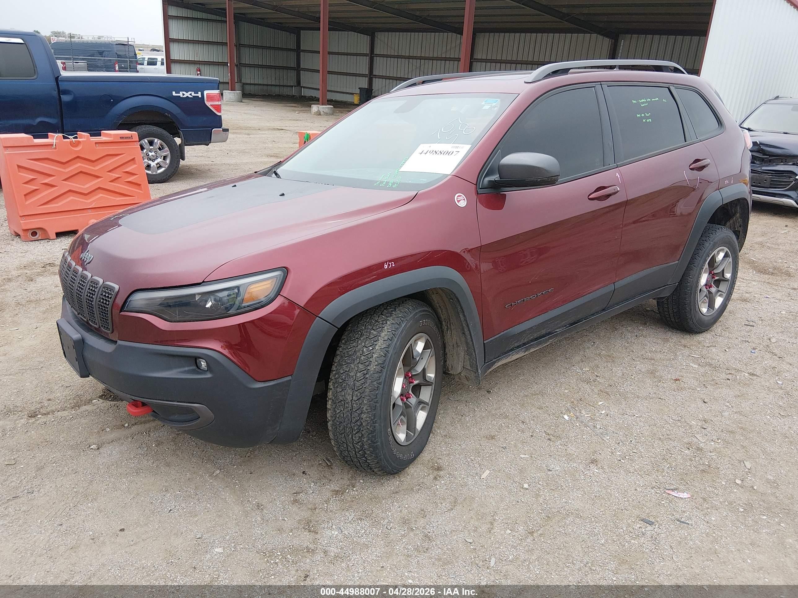2019 Jeep Cherokee Trailhawk 4x4 Maroon vin: 1C4PJMBXXKD433124