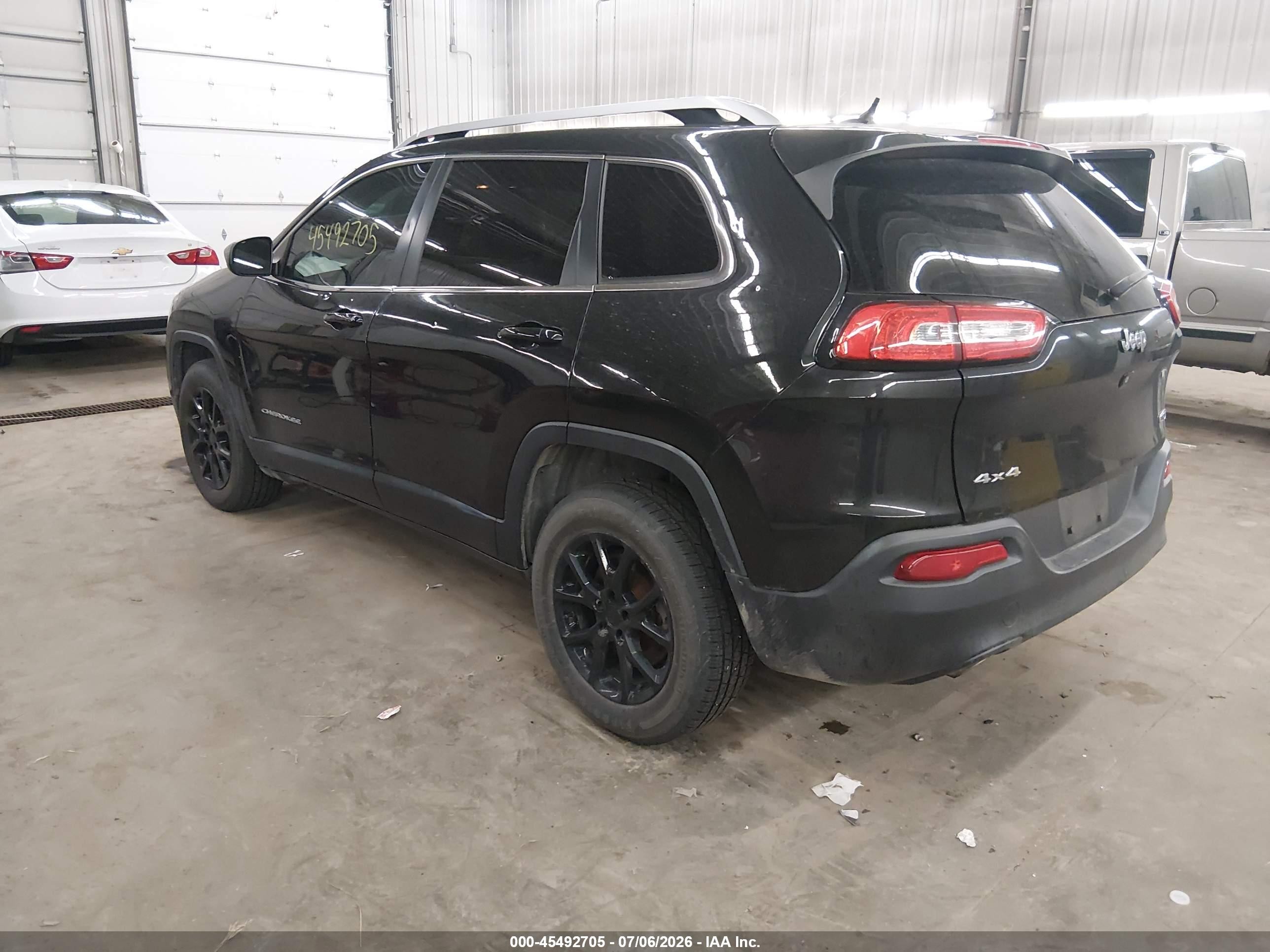 2014 Jeep Cherokee Latitude Black vin: 1C4PJMCB0EW196932