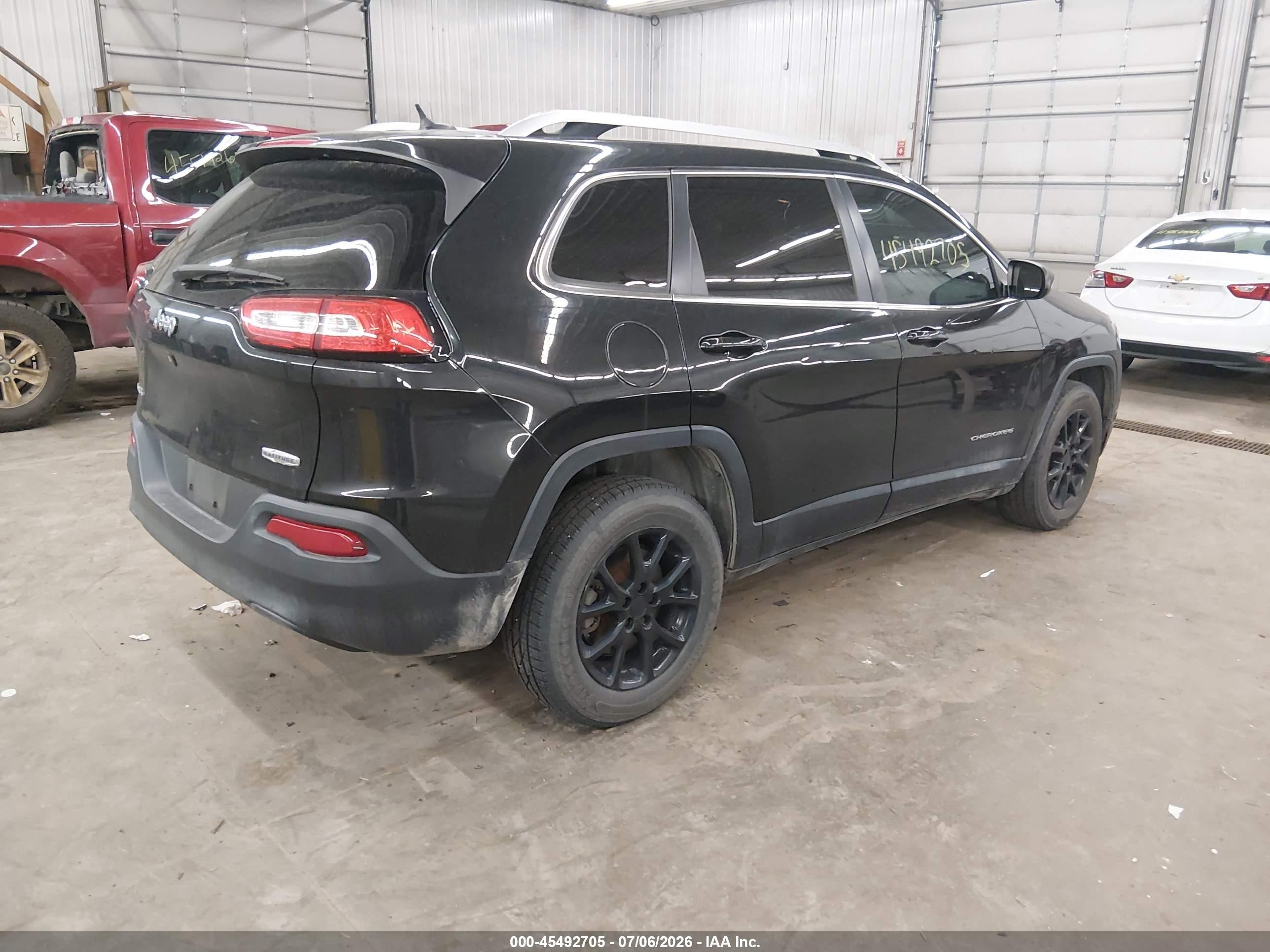 2014 Jeep Cherokee Latitude Black vin: 1C4PJMCB0EW196932