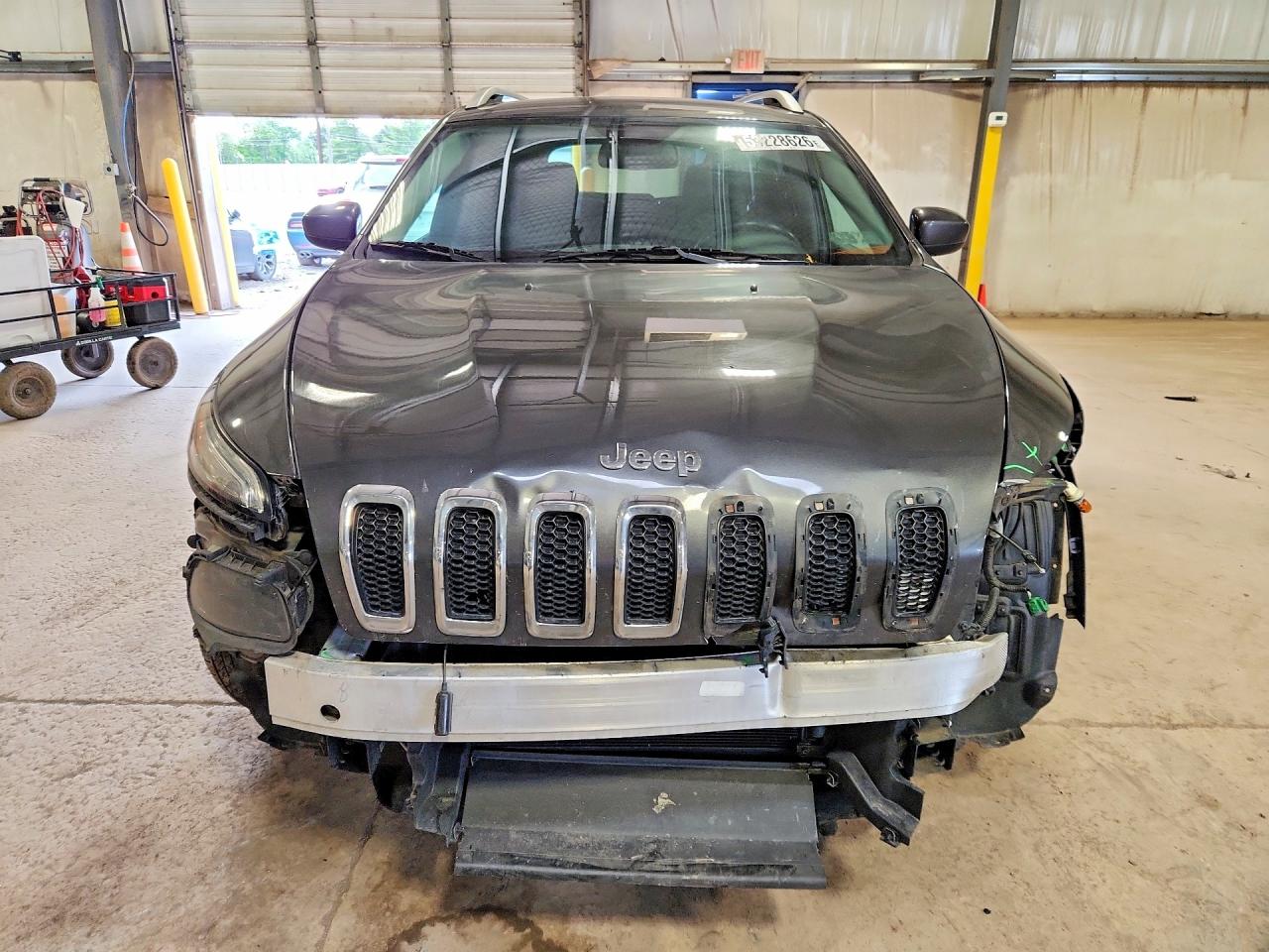 2014 Jeep Cherokee Latitude Charcoal vin: 1C4PJMCB0EW203880