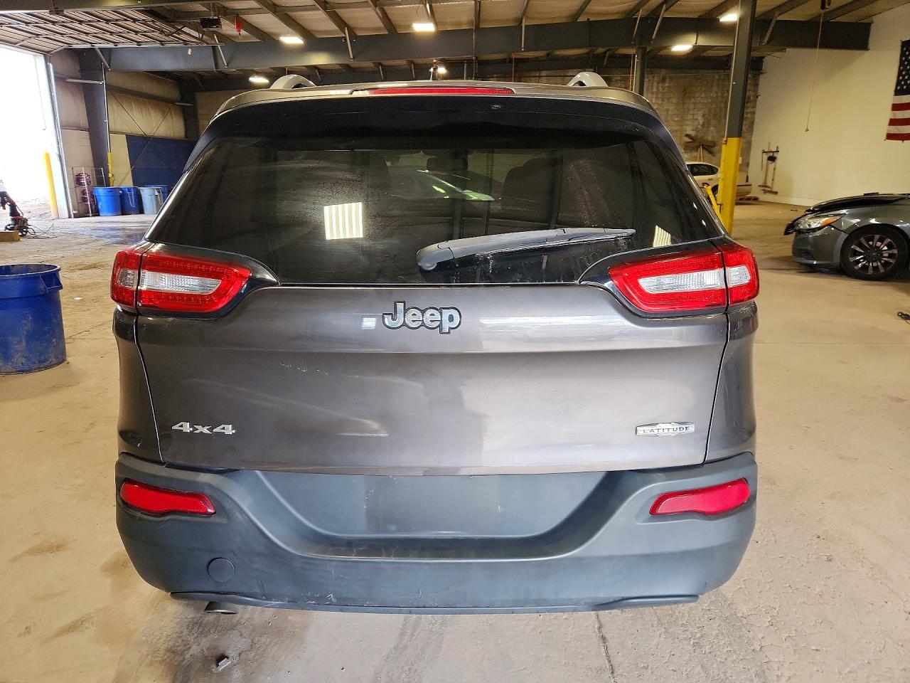 2014 Jeep Cherokee Latitude Charcoal vin: 1C4PJMCB0EW203880