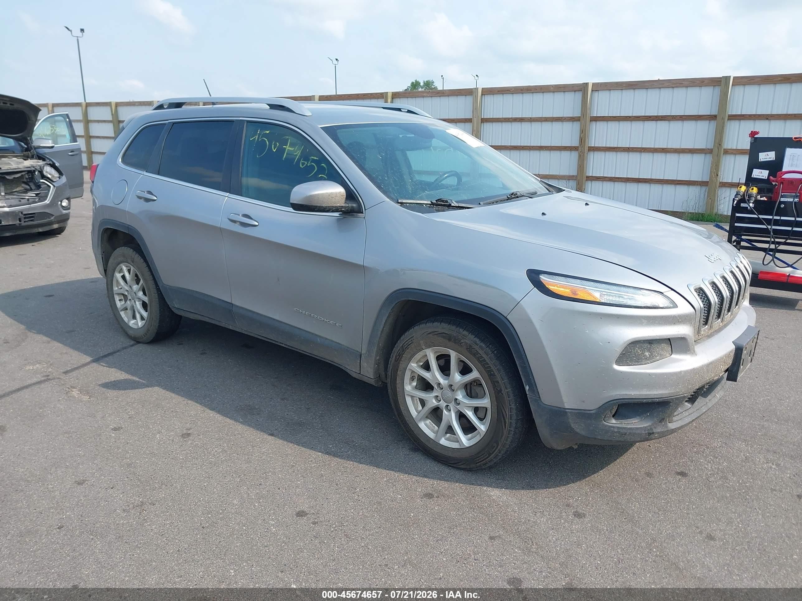 2014 Jeep Cherokee Latitude Silver vin: 1C4PJMCB0EW224485
