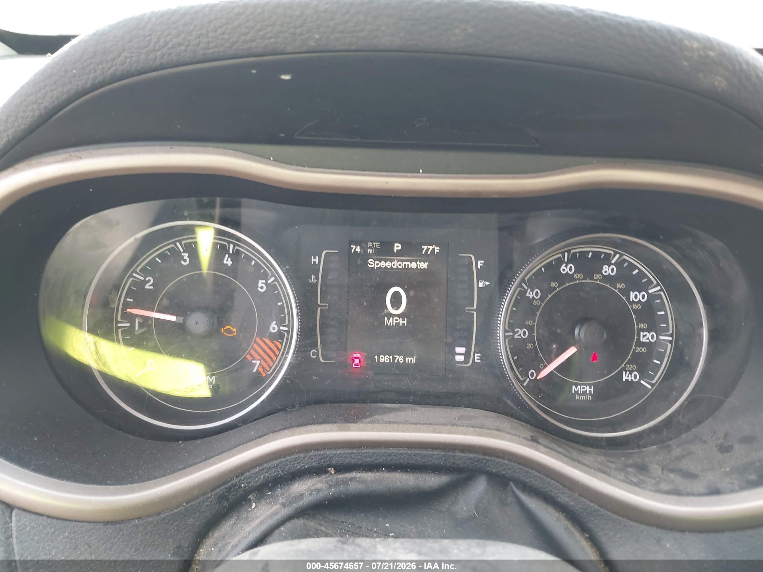 2014 Jeep Cherokee Latitude Silver vin: 1C4PJMCB0EW224485