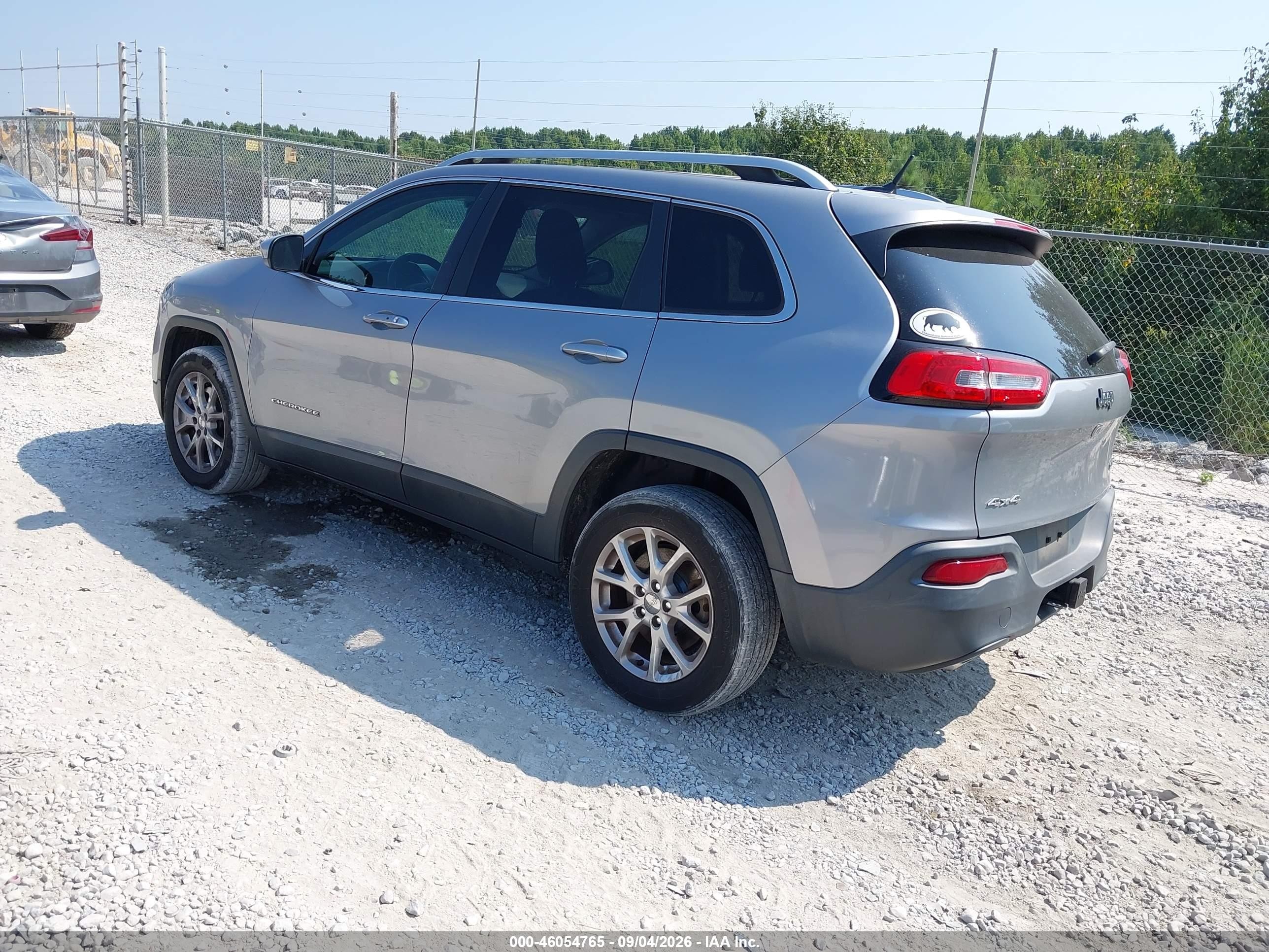 2014 Jeep Cherokee Latitude Gray vin: 1C4PJMCB0EW229850