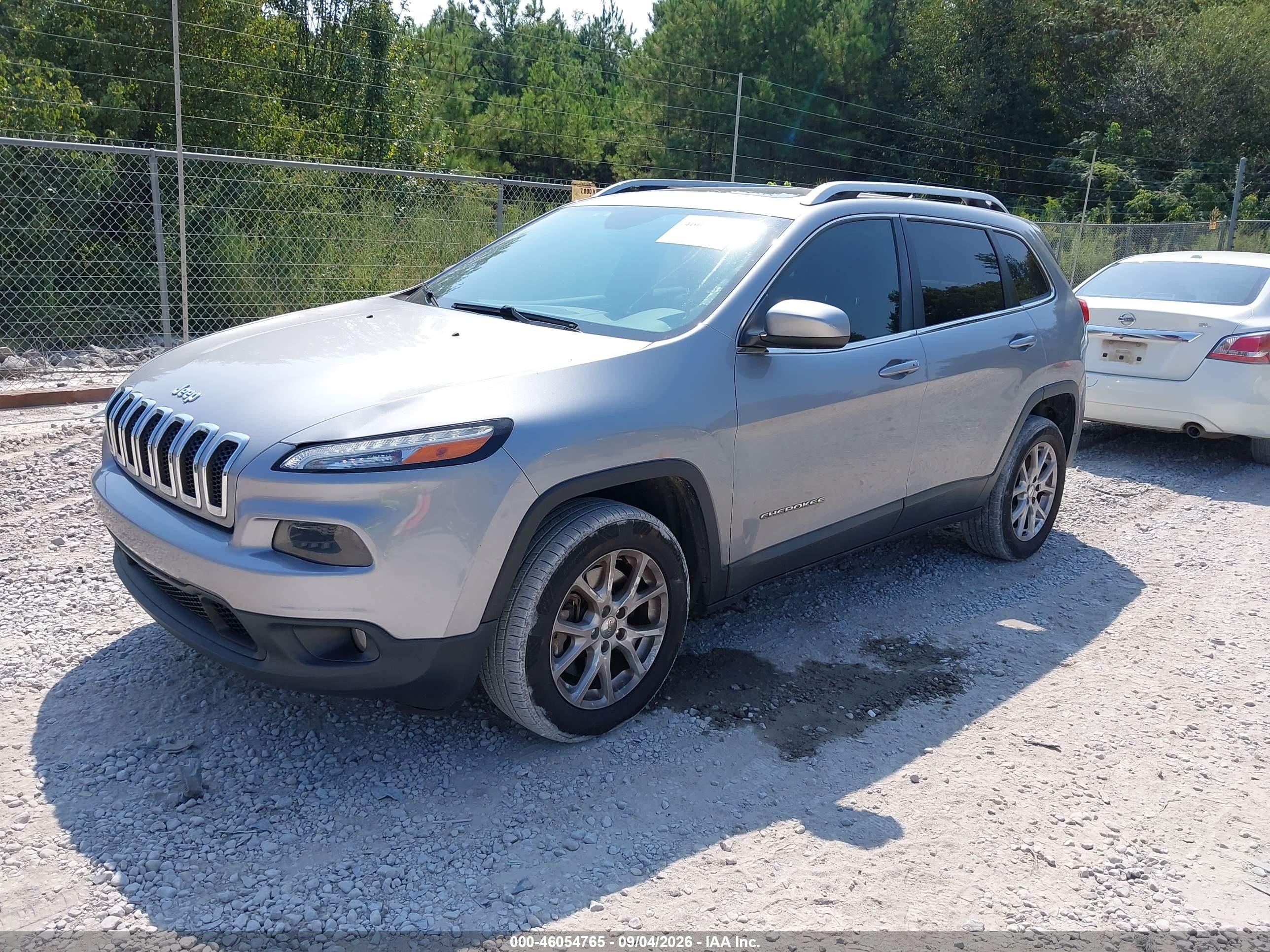 2014 Jeep Cherokee Latitude Gray vin: 1C4PJMCB0EW229850