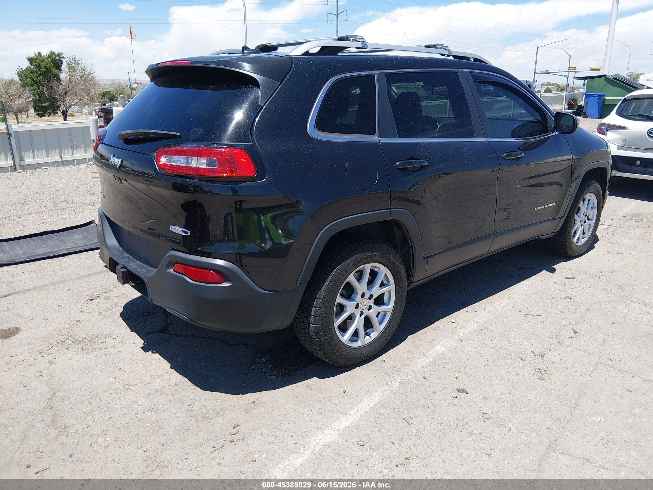 2015 Jeep Cherokee Latitude Beige vin: 1C4PJMCB0FW788526