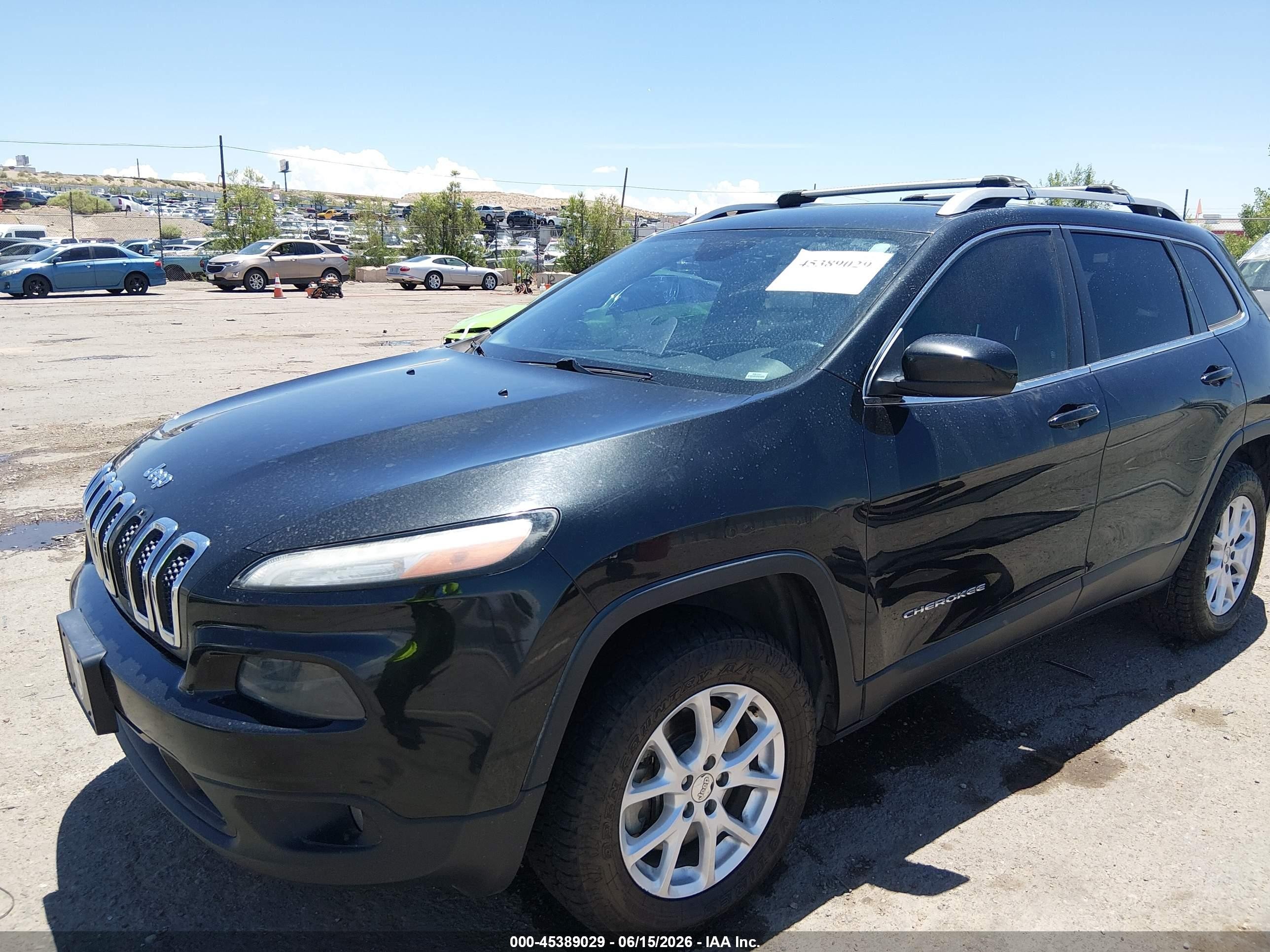 2015 Jeep Cherokee Latitude Beige vin: 1C4PJMCB0FW788526