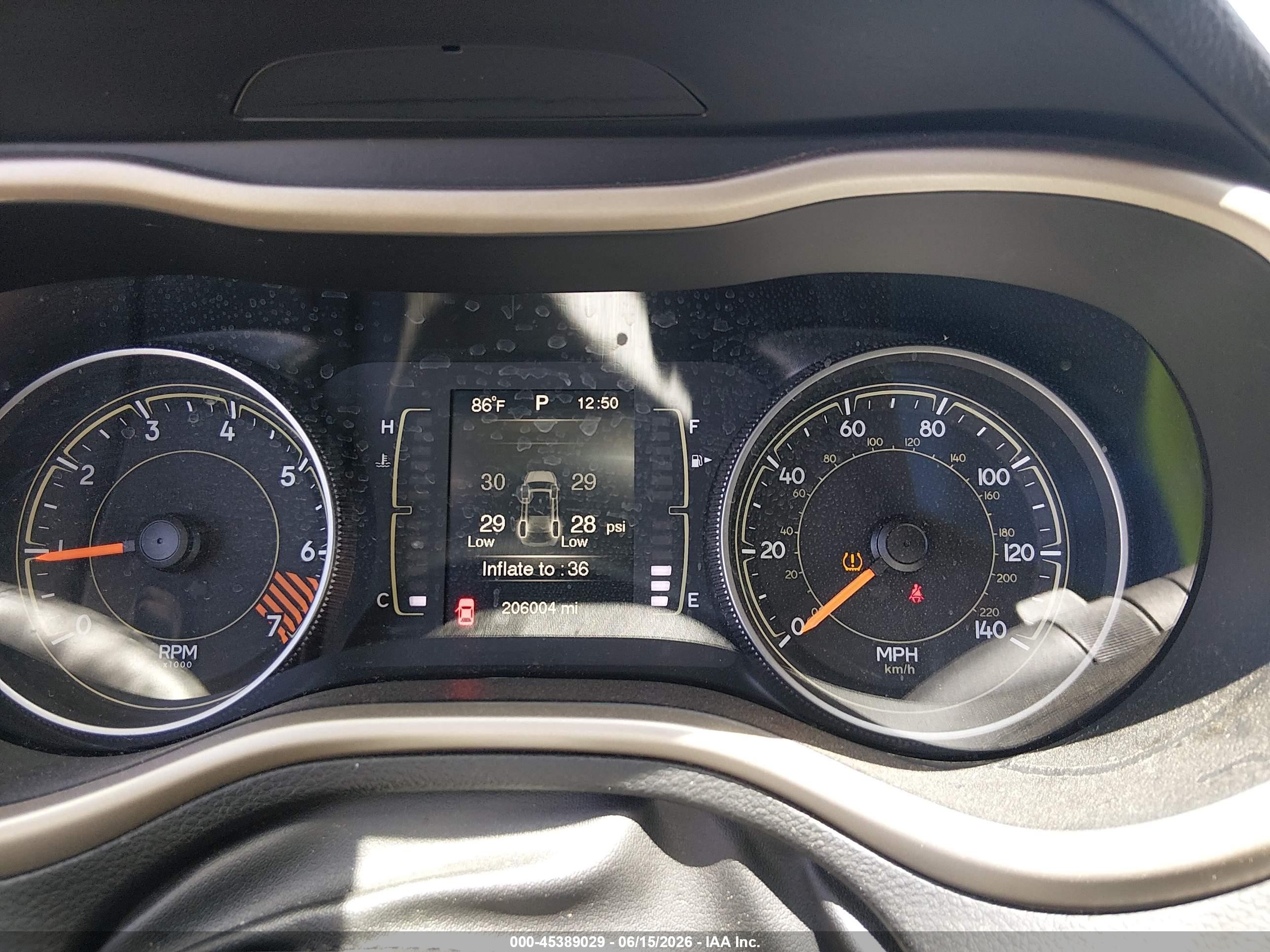 2015 Jeep Cherokee Latitude Beige vin: 1C4PJMCB0FW788526