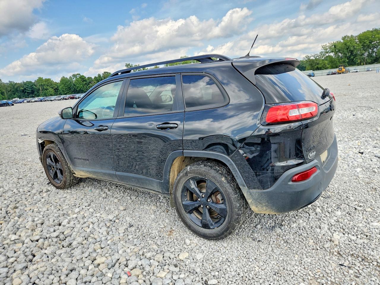 2015 Jeep Cherokee Latitude Black vin: 1C4PJMCB0FW792575