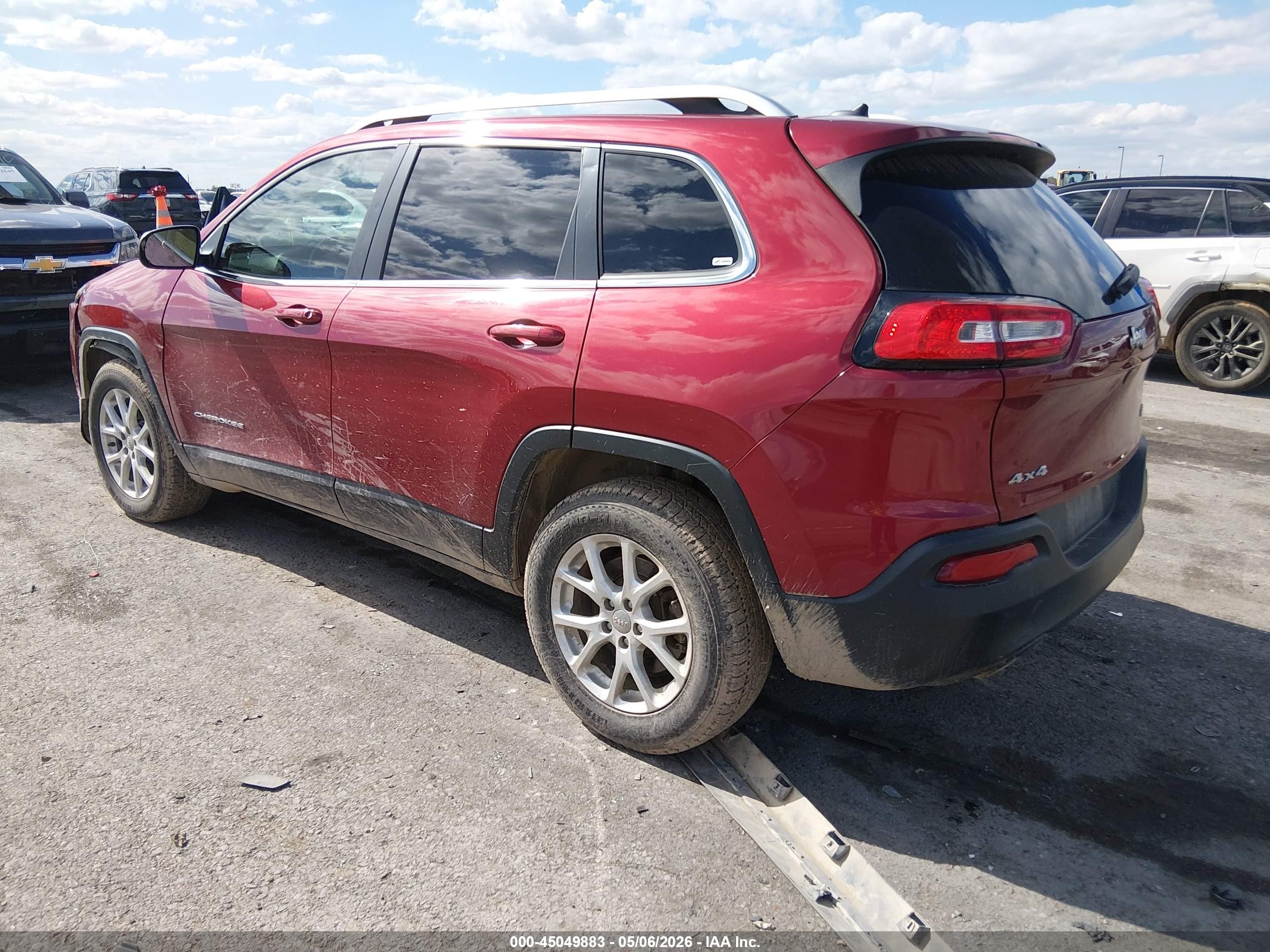 2014 Jeep Cherokee Latitude Red vin: 1C4PJMCB1EW175359
