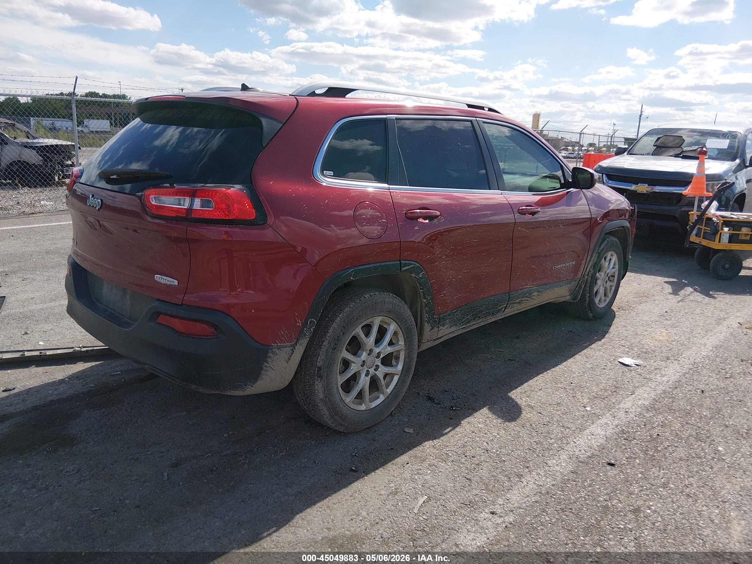 2014 Jeep Cherokee Latitude Red vin: 1C4PJMCB1EW175359
