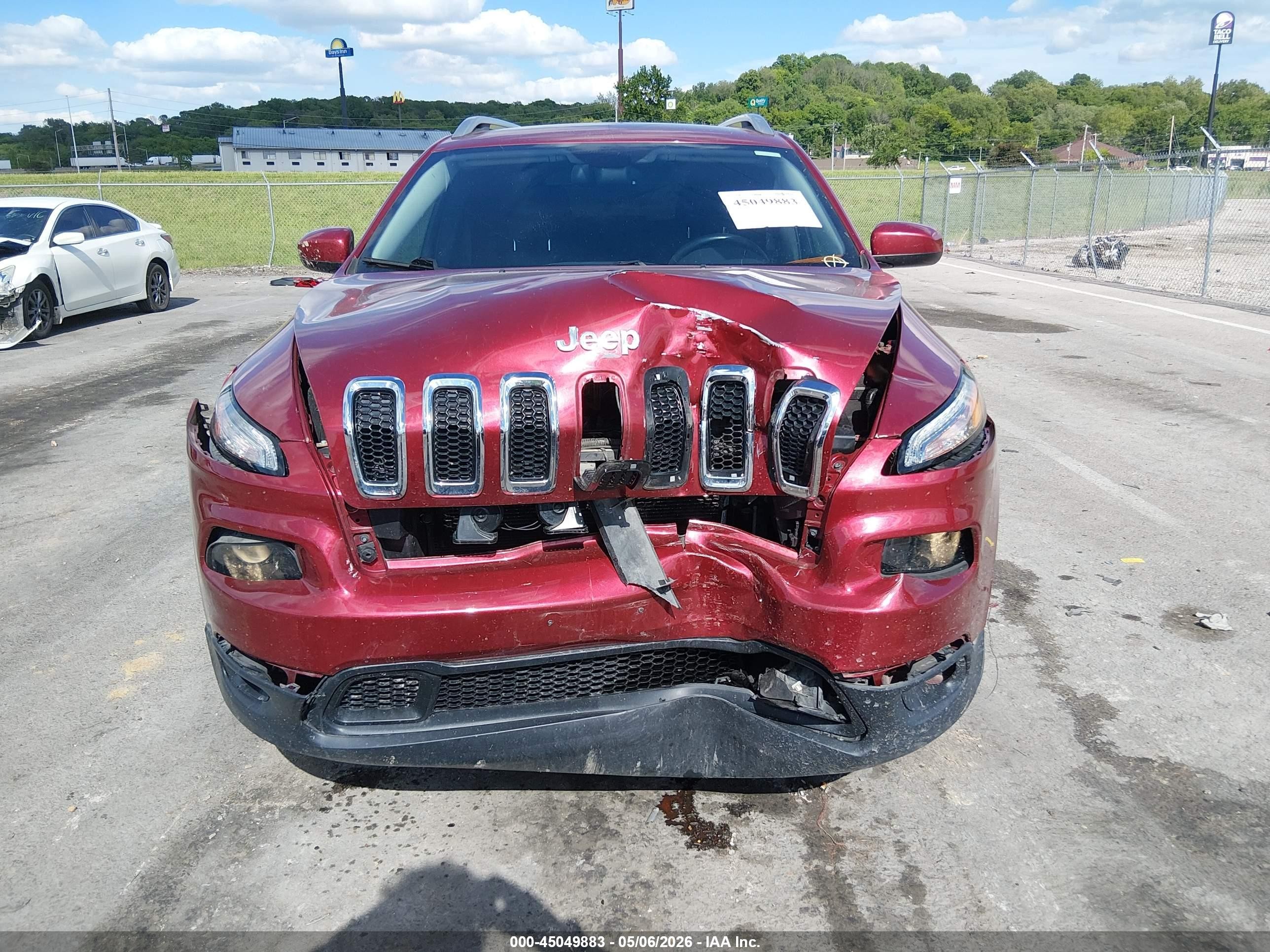 2014 Jeep Cherokee Latitude Red vin: 1C4PJMCB1EW175359