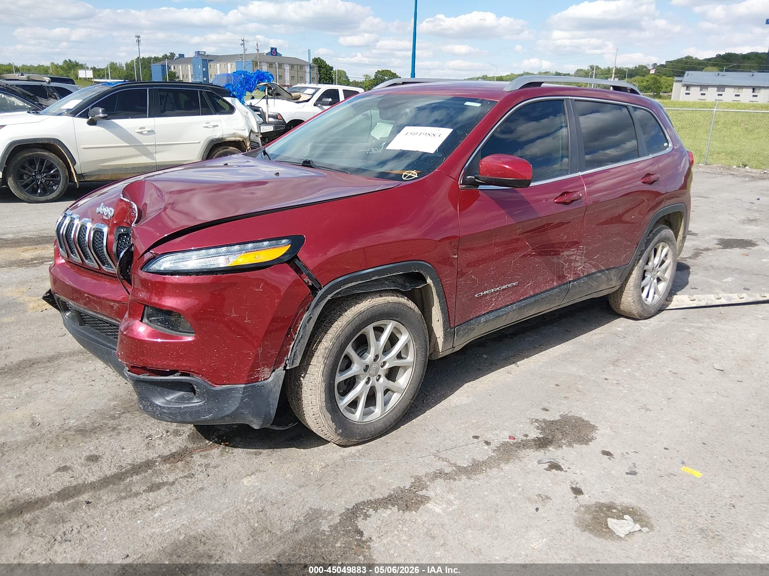 2014 Jeep Cherokee Latitude Red vin: 1C4PJMCB1EW175359