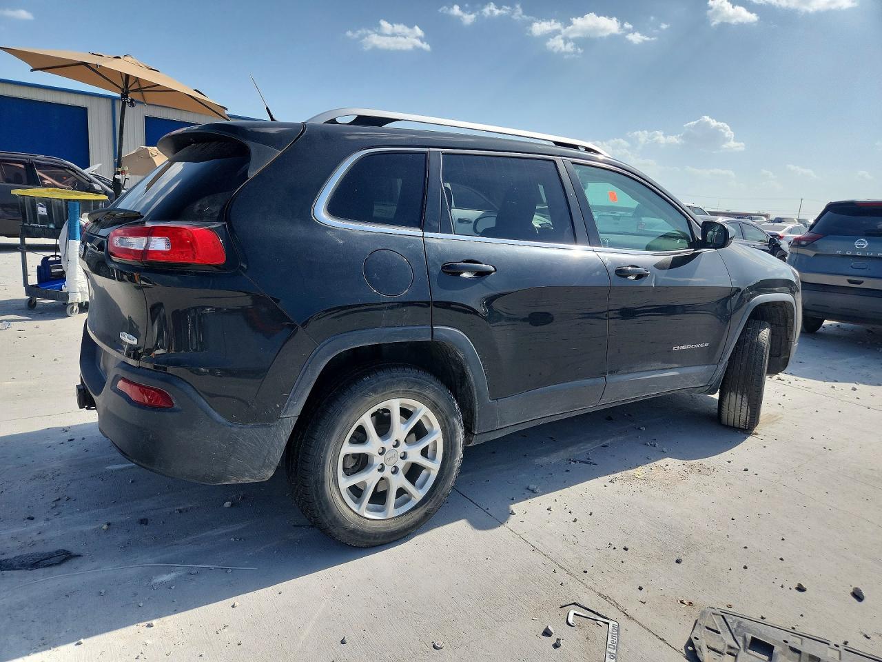 2014 Jeep Cherokee Latitude Black vin: 1C4PJMCB1EW246270