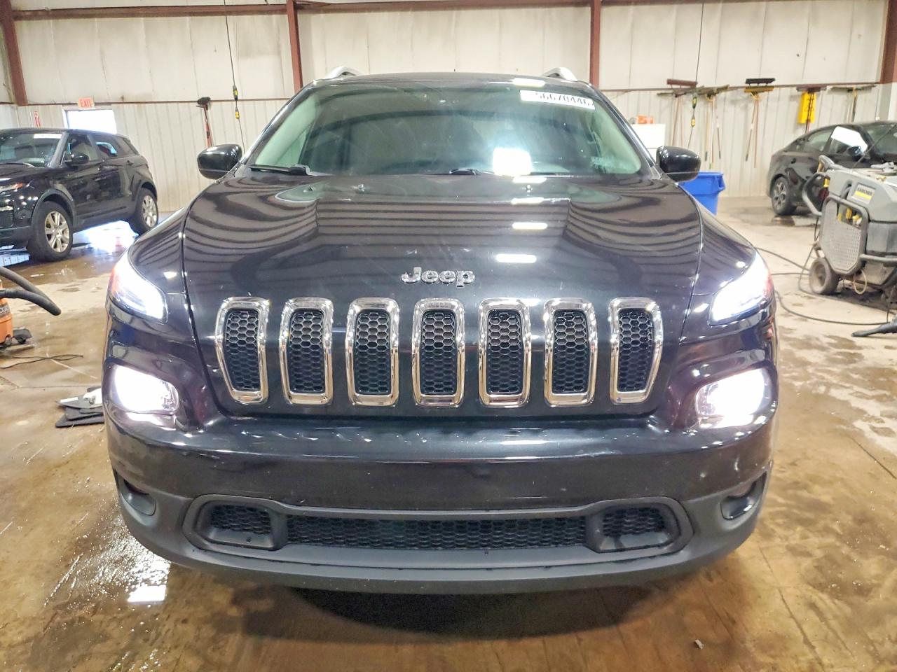 2015 Jeep Cherokee Latitude Black vin: 1C4PJMCB1FW511142