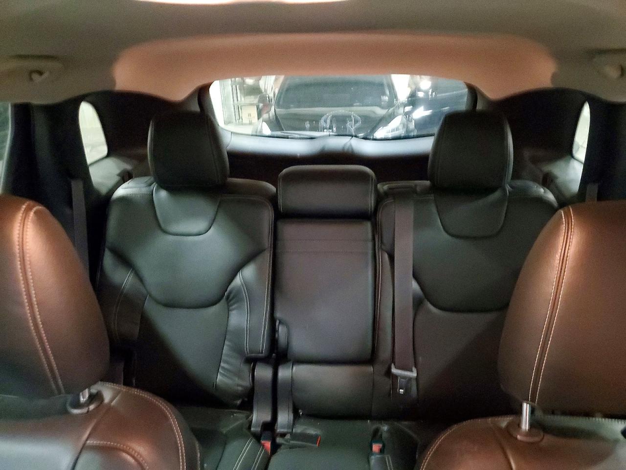 2015 Jeep Cherokee Latitude Black vin: 1C4PJMCB1FW511142