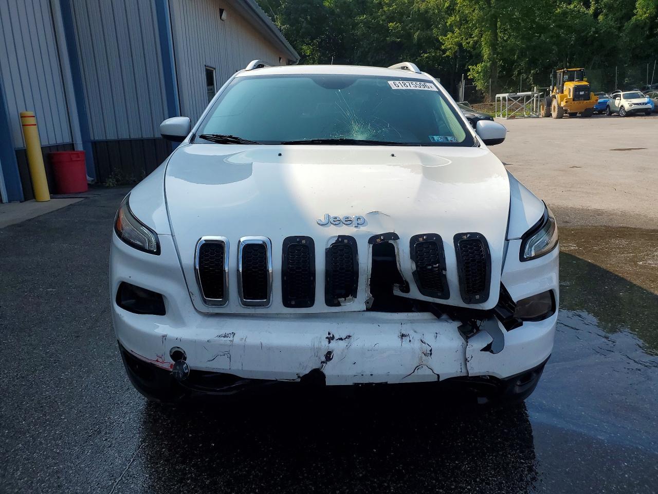 2015 Jeep Cherokee Latitude White vin: 1C4PJMCB1FW538874