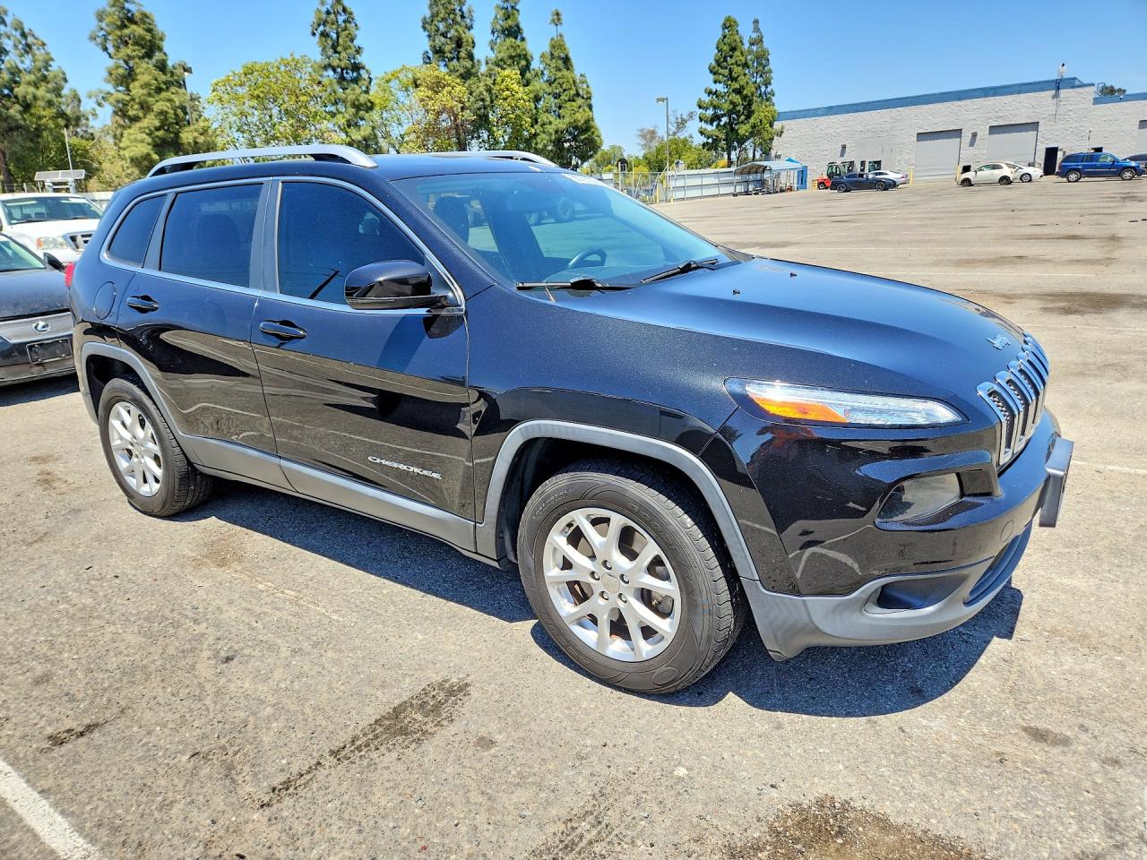2015 Jeep Cherokee Latitude Black vin: 1C4PJMCB1FW544853