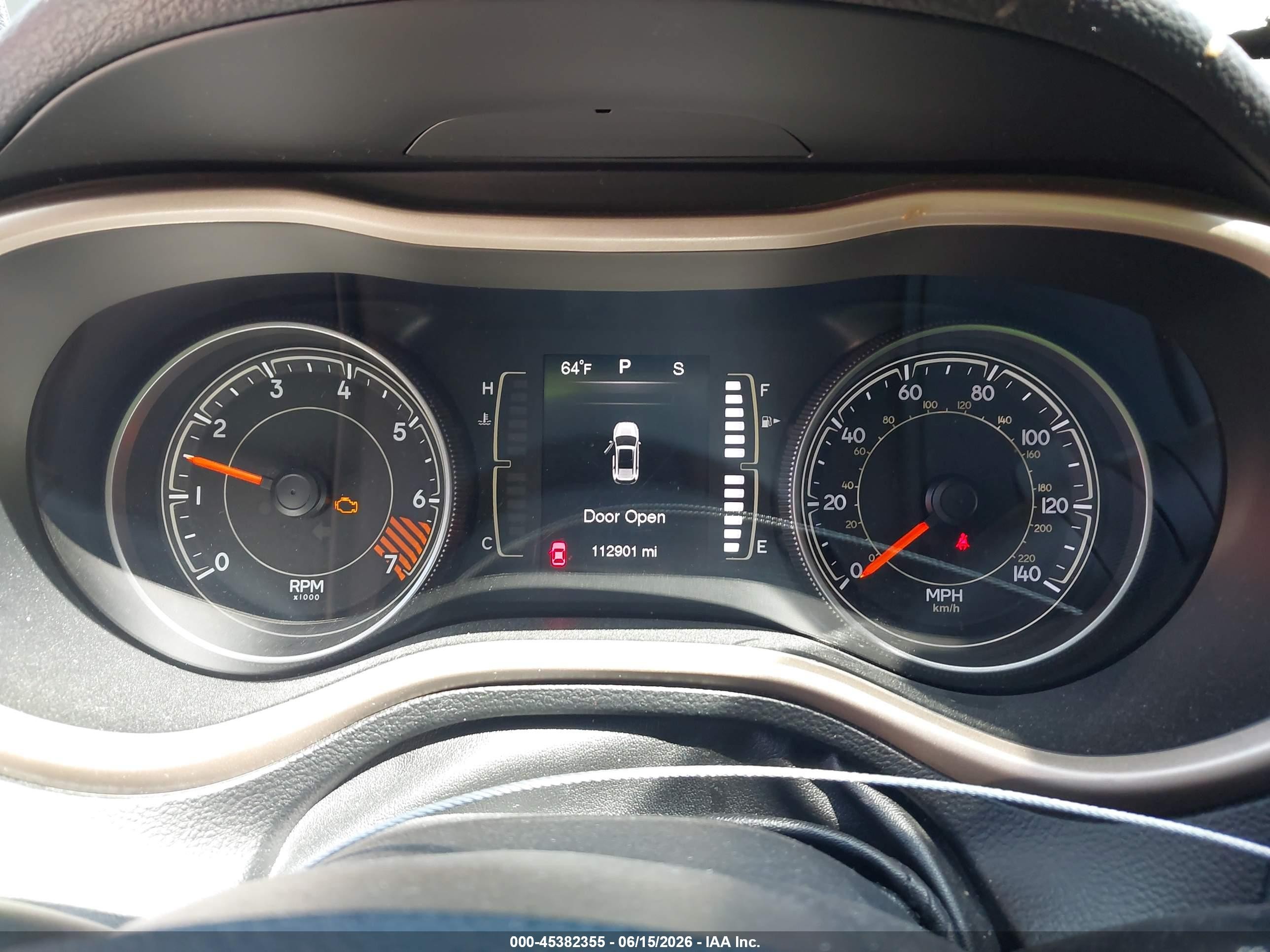 2015 Jeep Cherokee Latitude Black vin: 1C4PJMCB1FW649327