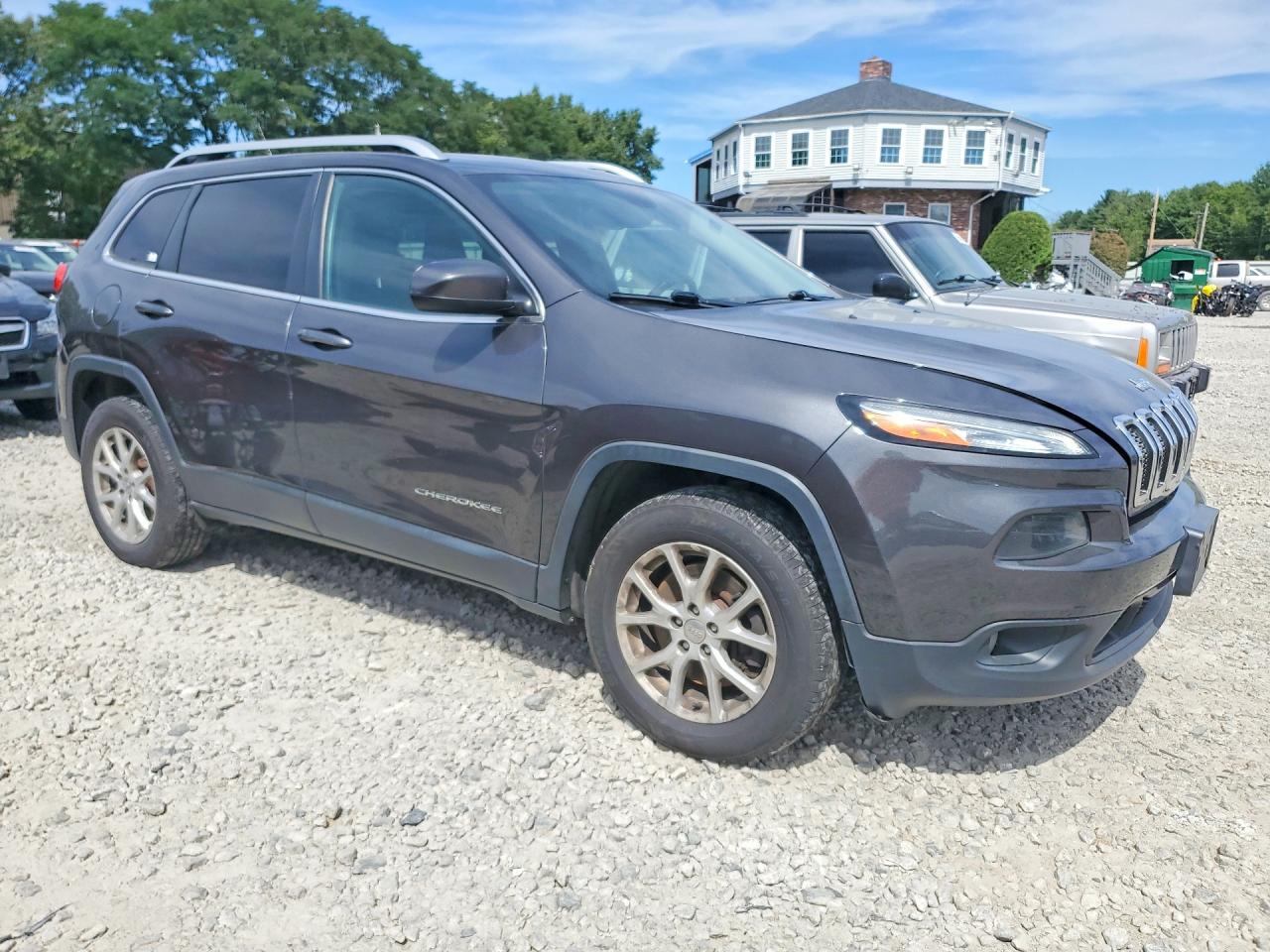 2015 Jeep Cherokee Latitude Black vin: 1C4PJMCB1FW789152