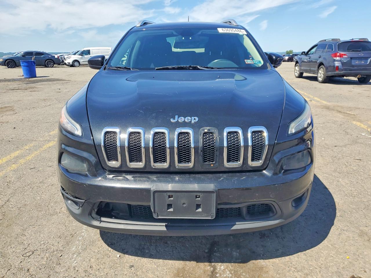 2015 Jeep Cherokee Latitude Black vin: 1C4PJMCB1FW793122