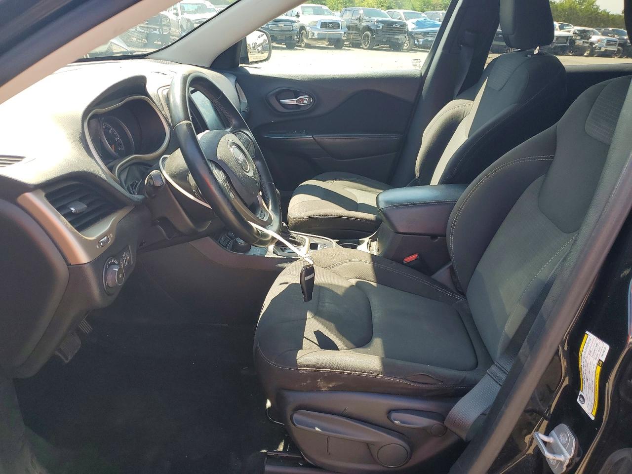 2015 Jeep Cherokee Latitude Black vin: 1C4PJMCB1FW793122