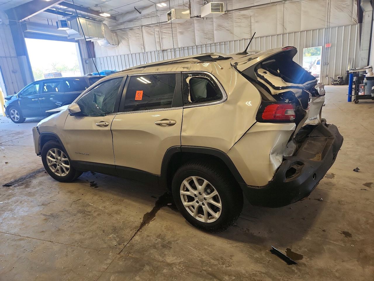 2015 Jeep Cherokee Latitude Tan vin: 1C4PJMCB2FW535109