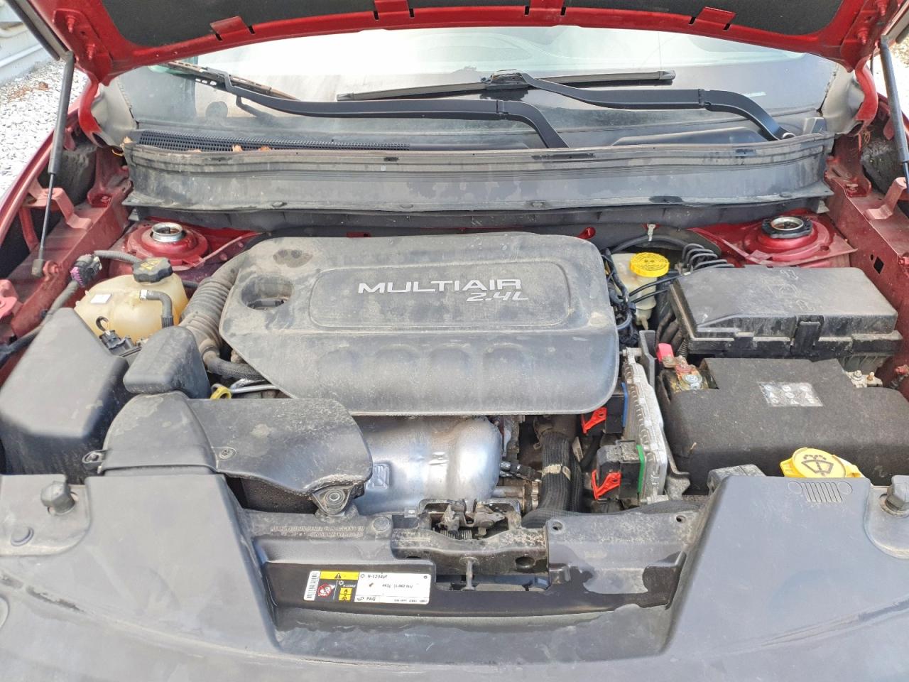 2015 Jeep Cherokee Latitude Красный vin: 1C4PJMCB2FW543744
