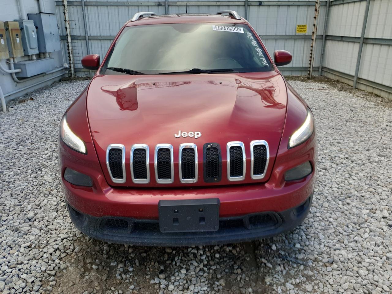 2015 Jeep Cherokee Latitude Красный vin: 1C4PJMCB2FW543744 Damage: Grille, Broken, Replacement Required