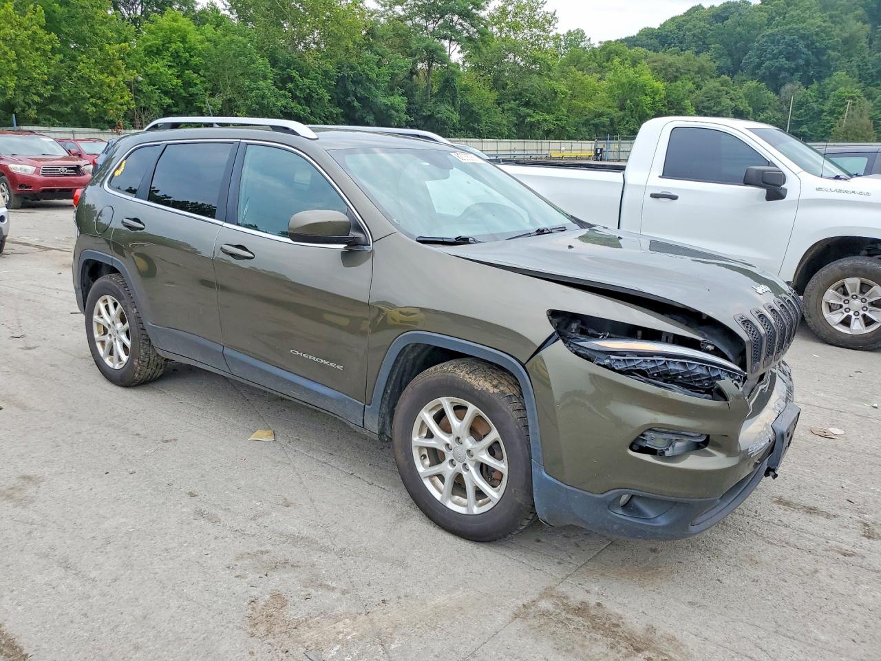 2015 Jeep Cherokee Latitude Green vin: 1C4PJMCB2FW645626