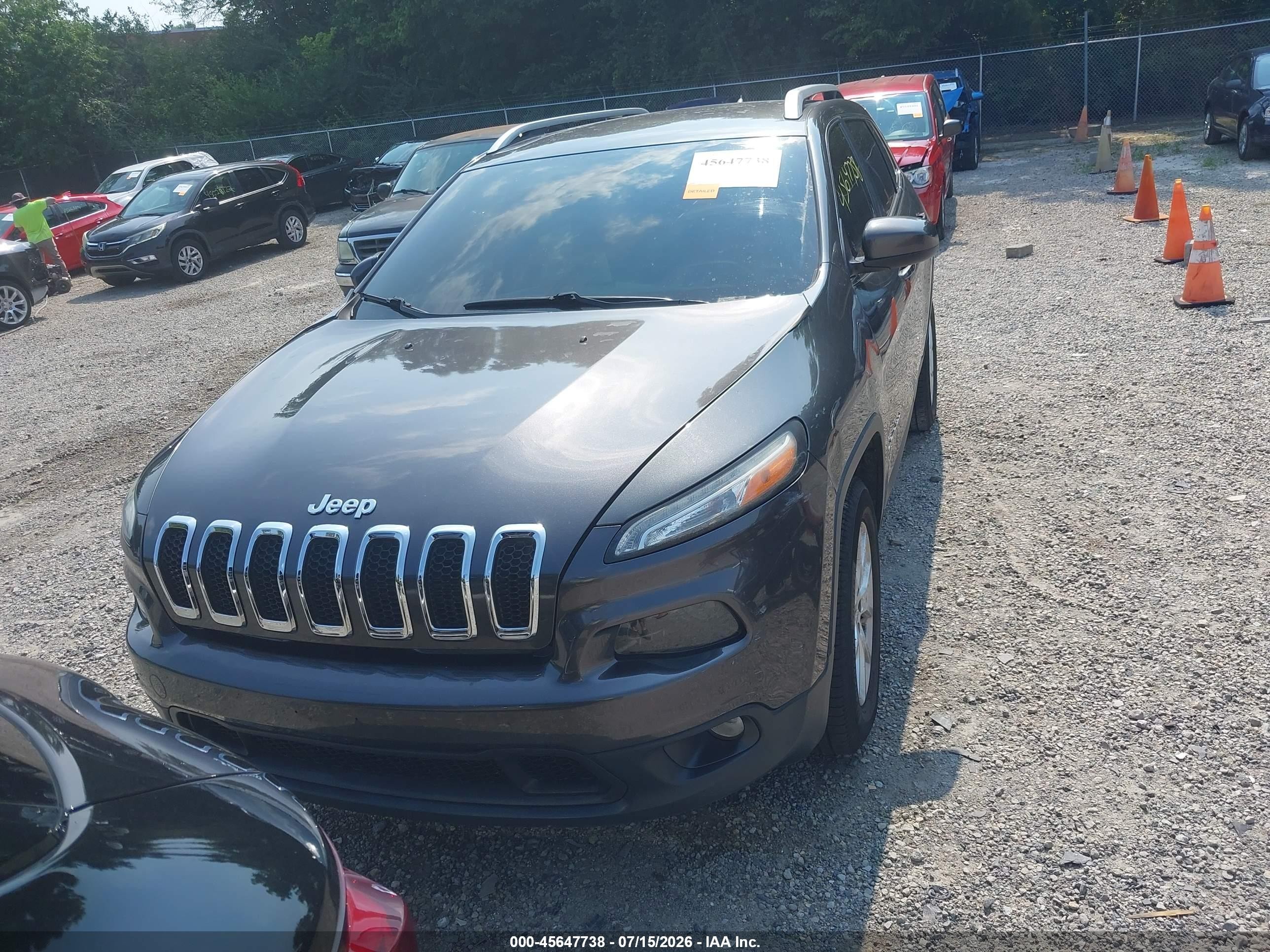 2015 Jeep Cherokee Latitude Pewter vin: 1C4PJMCB2FW645772