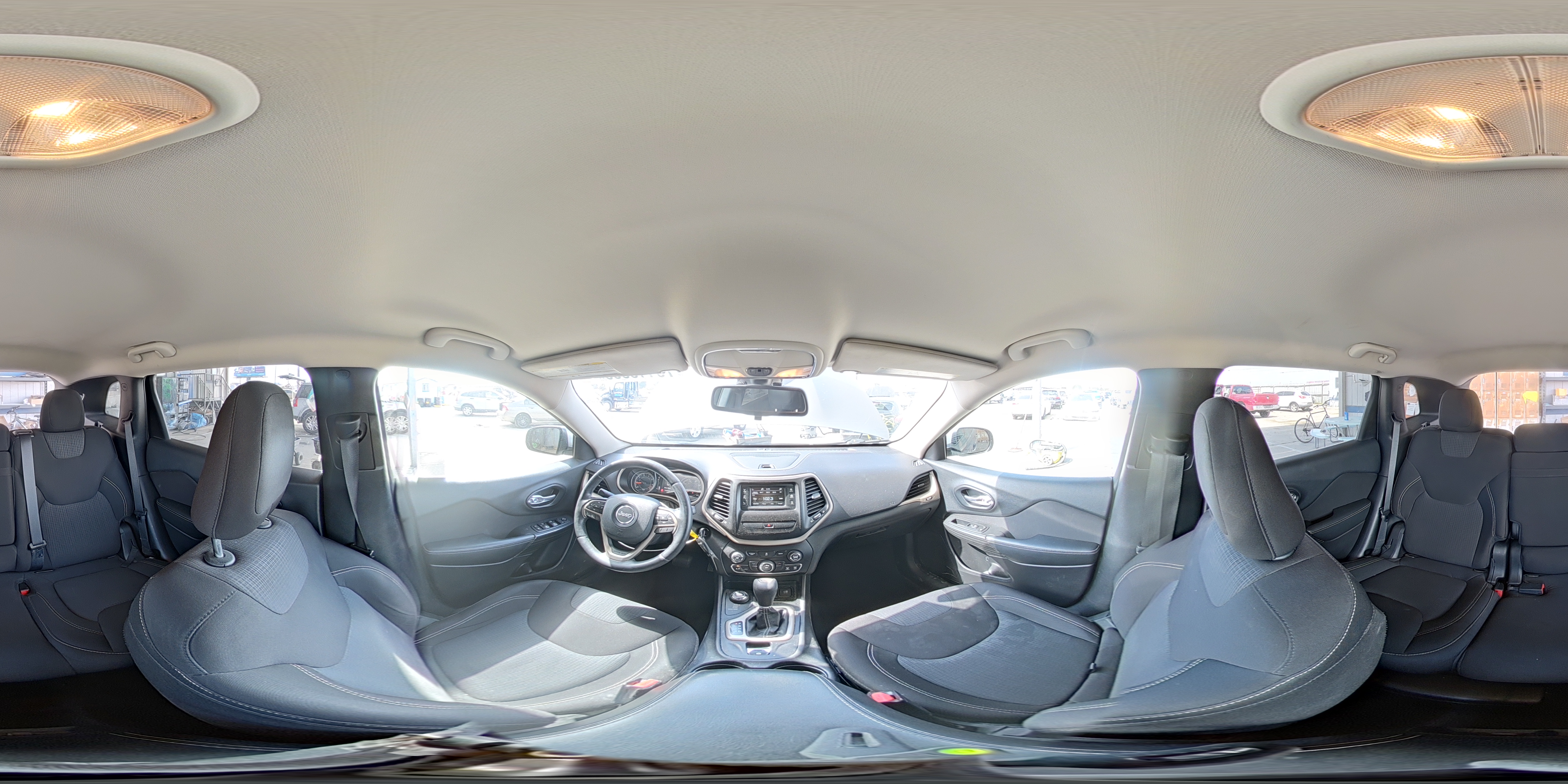 2015 Jeep Cherokee Latitude Silver vin: 1C4PJMCB2FW733978