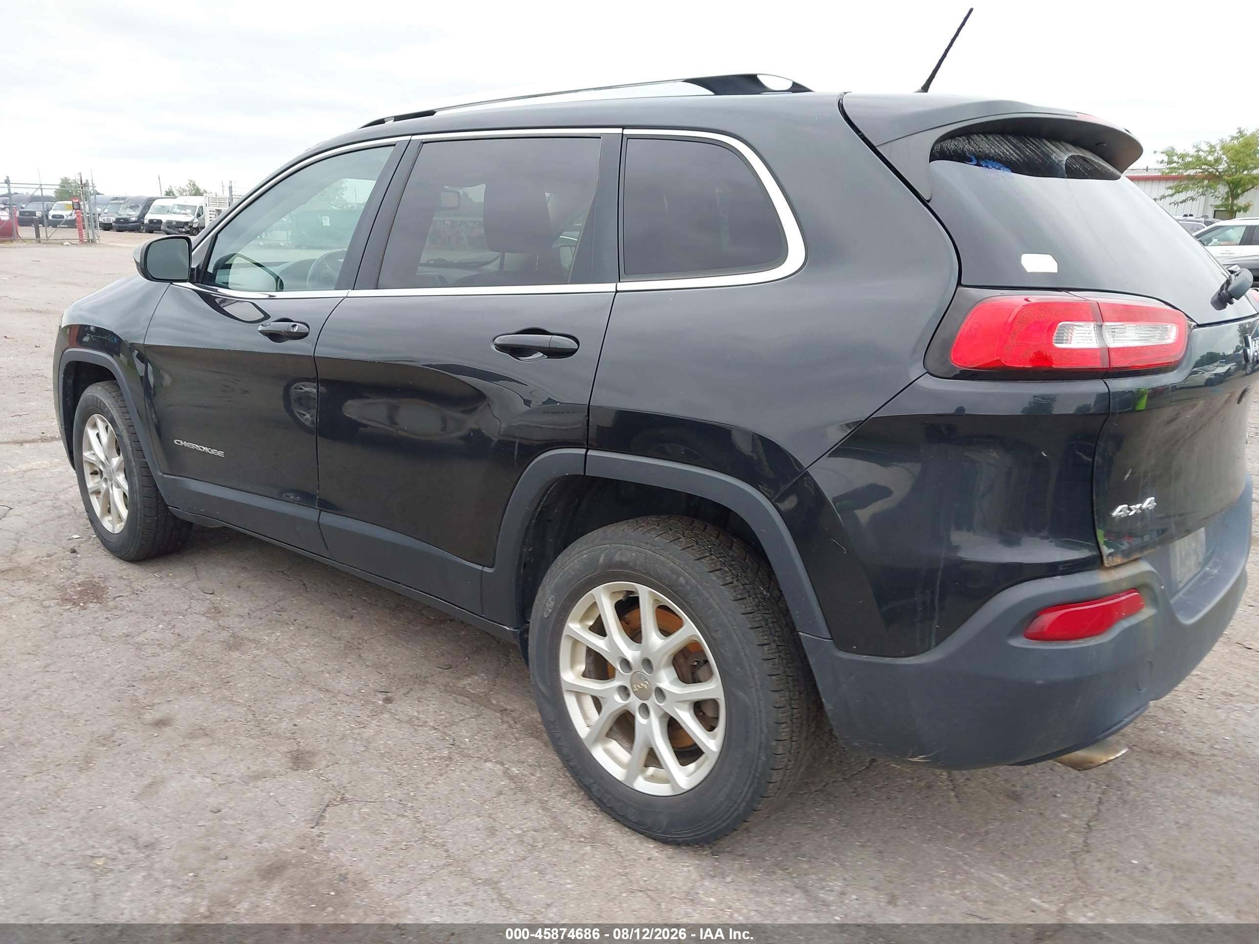 2015 Jeep Cherokee Latitude Black vin: 1C4PJMCB2FW739277