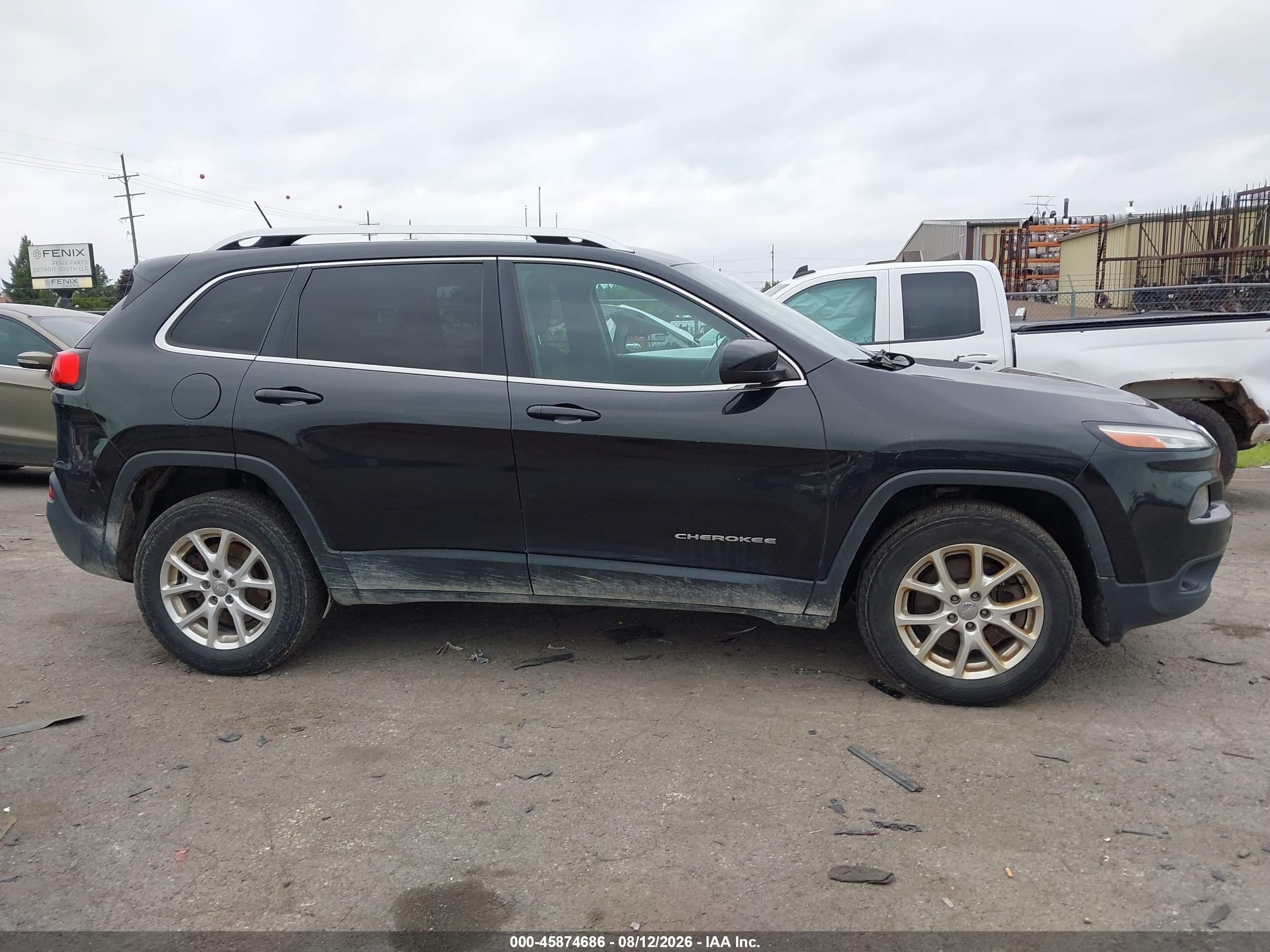 2015 Jeep Cherokee Latitude Black vin: 1C4PJMCB2FW739277