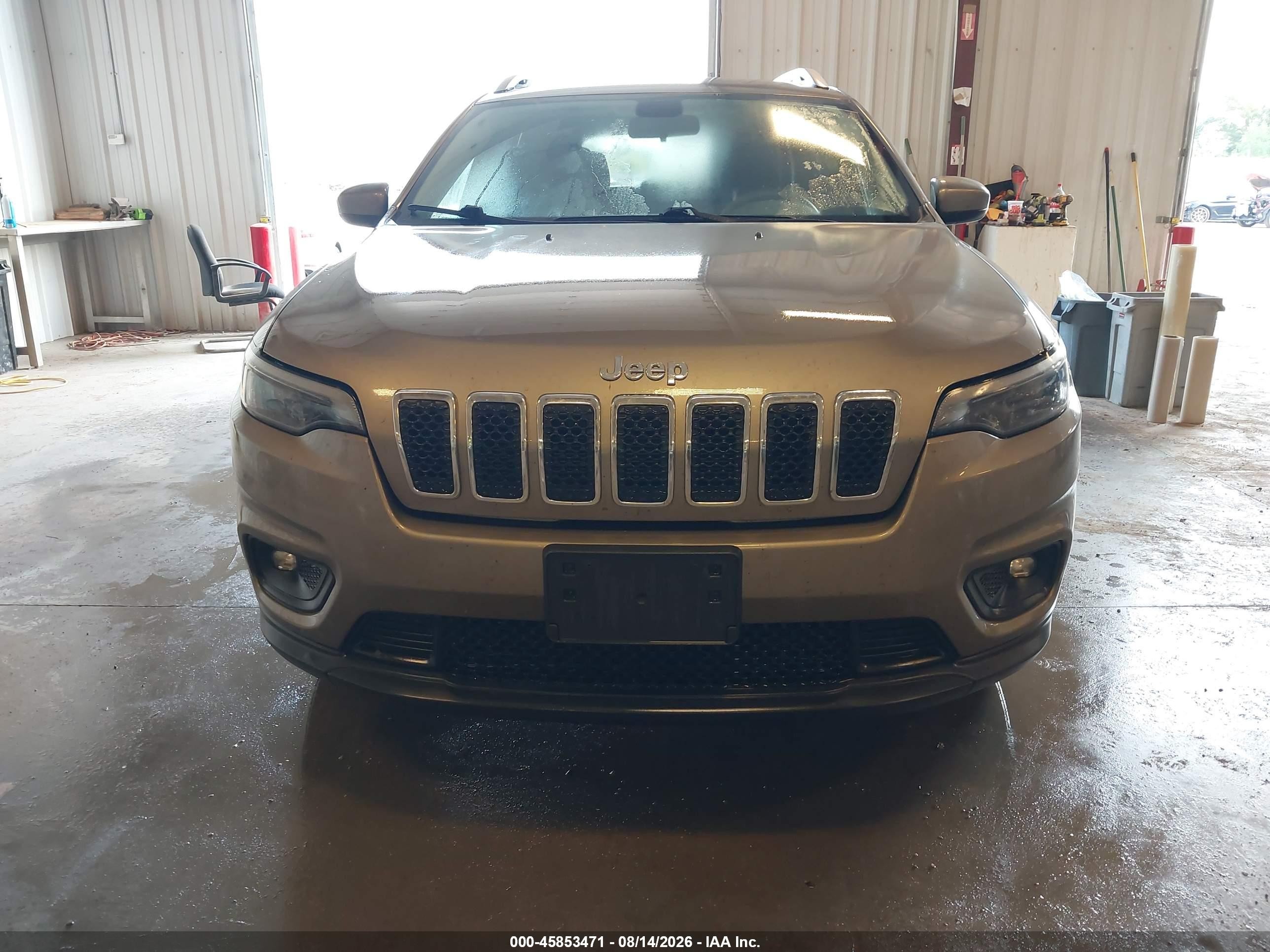 2019 Jeep Cherokee Latitude 4x4 Brown vin: 1C4PJMCB2KD449451
