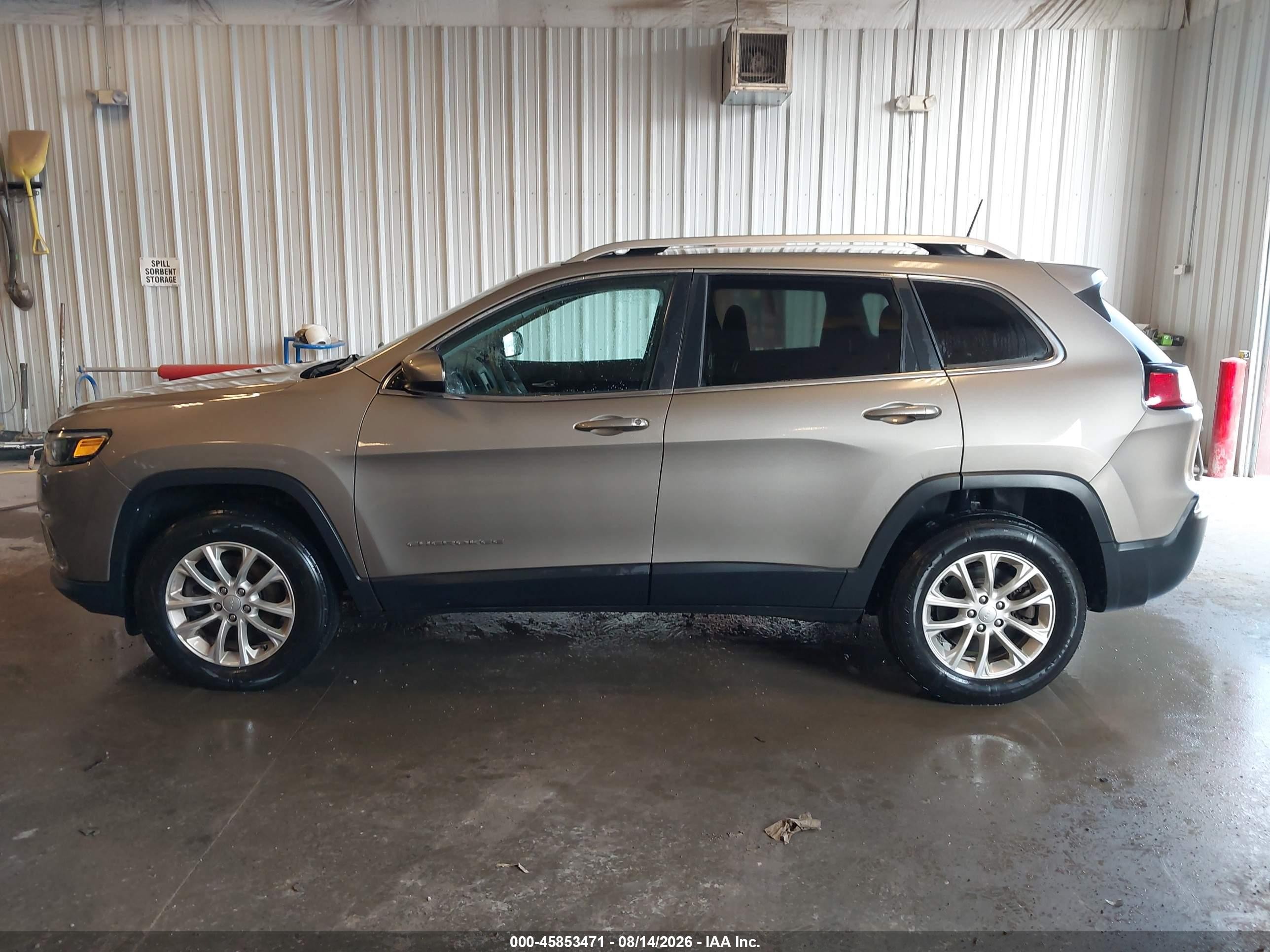 2019 Jeep Cherokee Latitude 4x4 Brown vin: 1C4PJMCB2KD449451