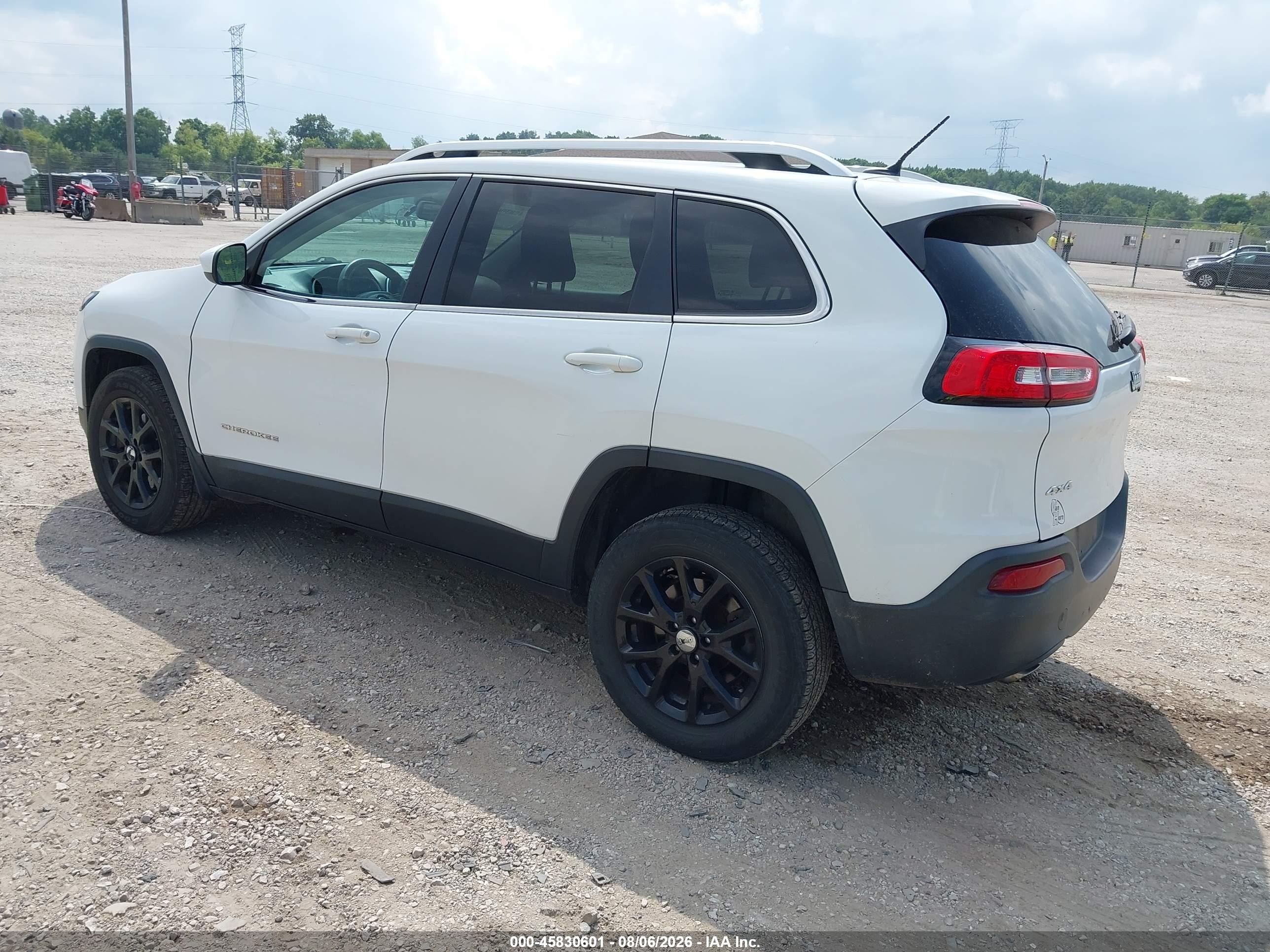 2014 Jeep Cherokee Latitude White vin: 1C4PJMCB3EW110237