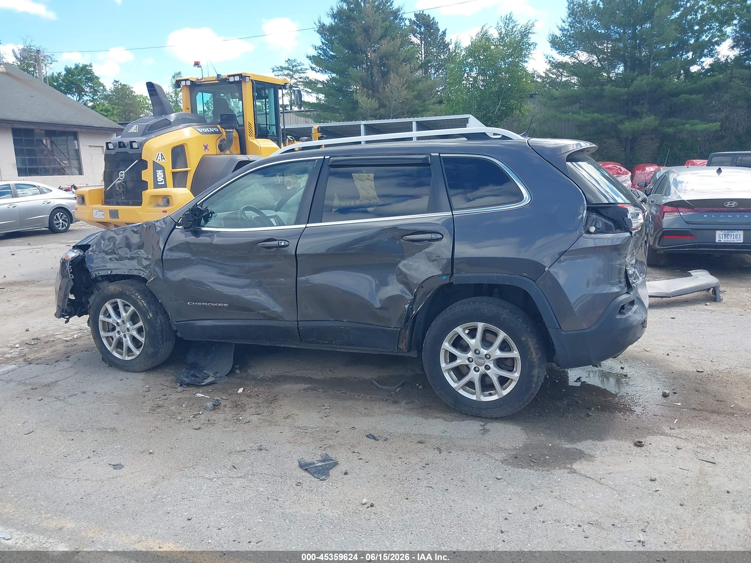 2014 Jeep Cherokee Latitude Серый vin: 1C4PJMCB3EW147076