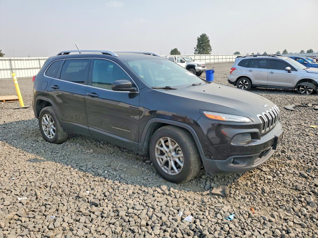 2014 Jeep Cherokee Latitude Black vin: 1C4PJMCB3EW303309