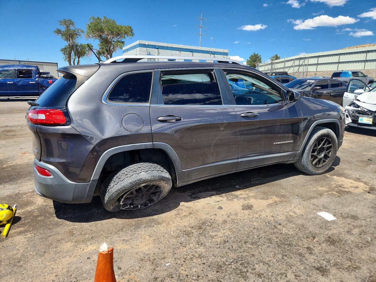 2015 Jeep Cherokee Latitude Charcoal vin: 1C4PJMCB3FW626731