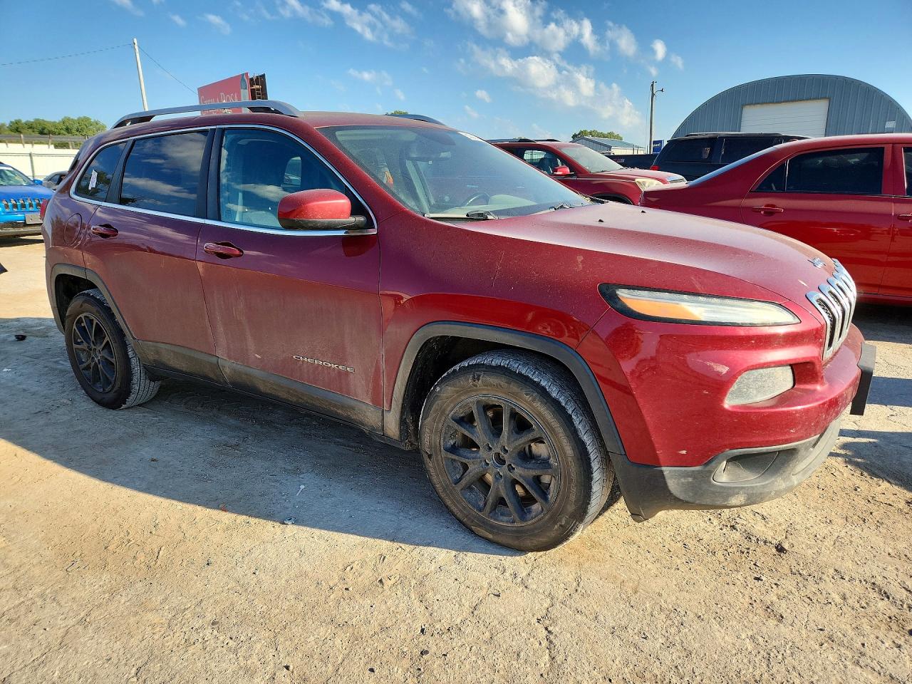2015 Jeep Cherokee Latitude Red vin: 1C4PJMCB3FW691918