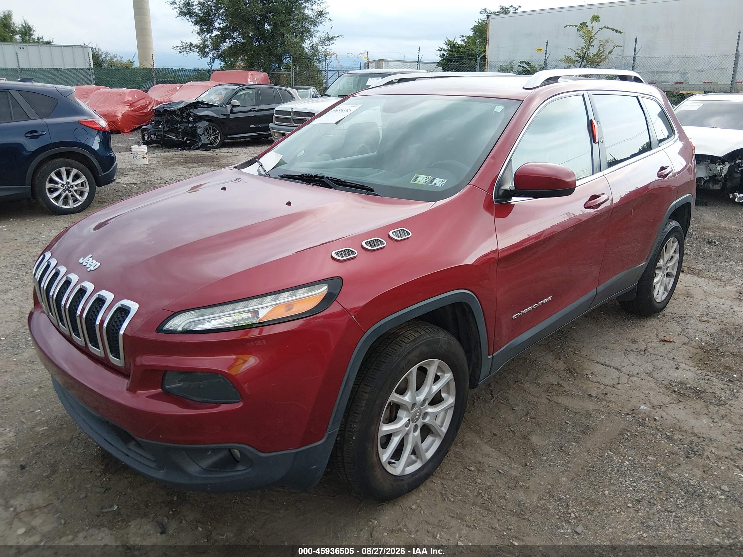 2015 Jeep Cherokee Latitude Burgundy vin: 1C4PJMCB3FW697198