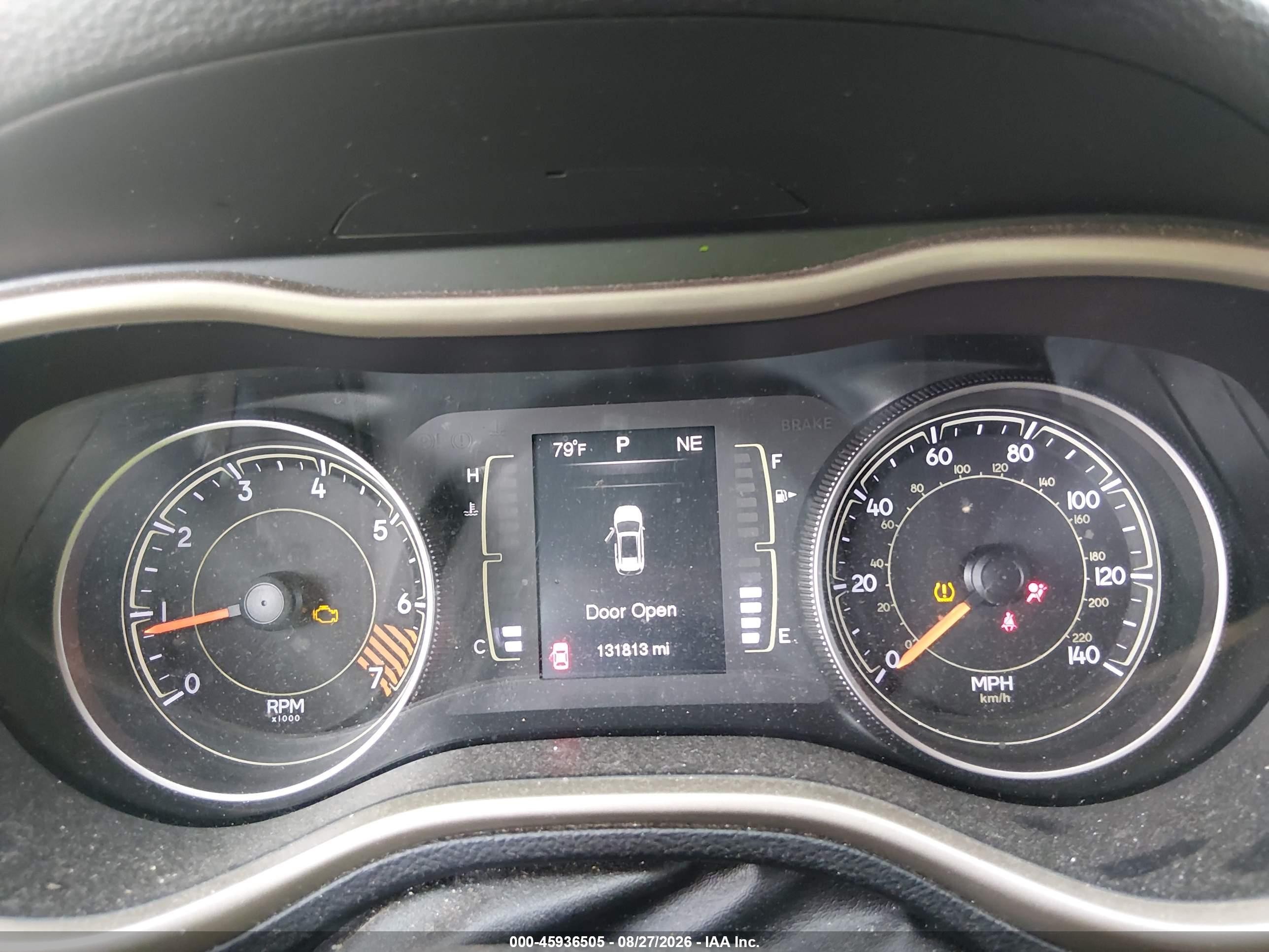 2015 Jeep Cherokee Latitude Burgundy vin: 1C4PJMCB3FW697198