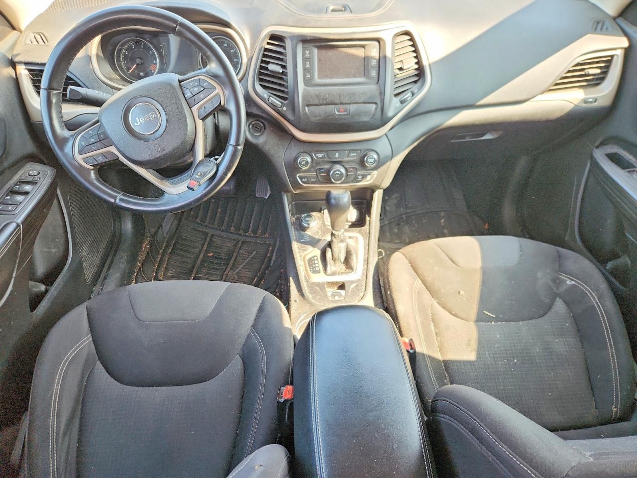 2015 Jeep Cherokee Latitude Gray vin: 1C4PJMCB3FW734542