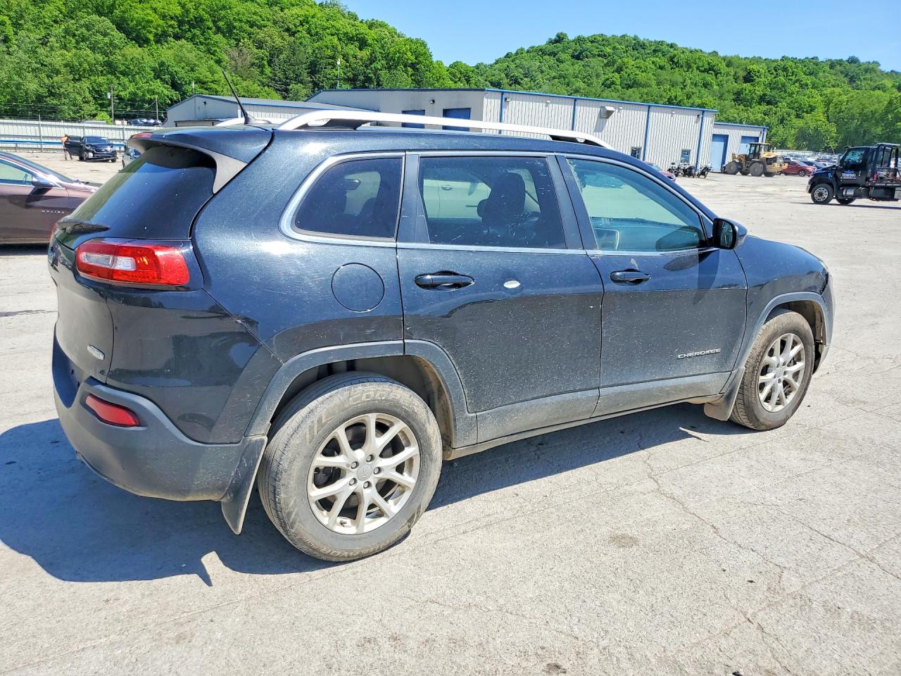 2015 Jeep Cherokee Latitude Black vin: 1C4PJMCB3FW751261