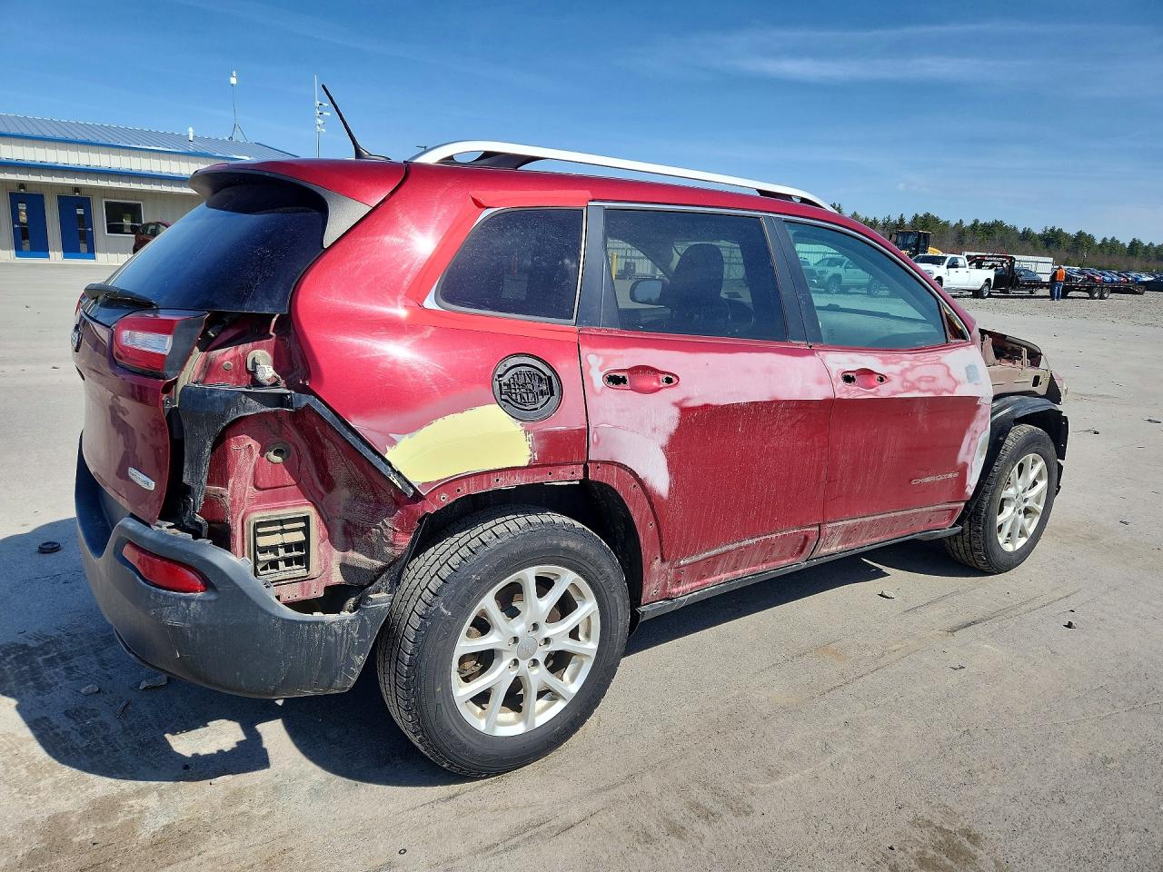 2015 Jeep Cherokee Red vin: 1C4PJMCB3FW784678