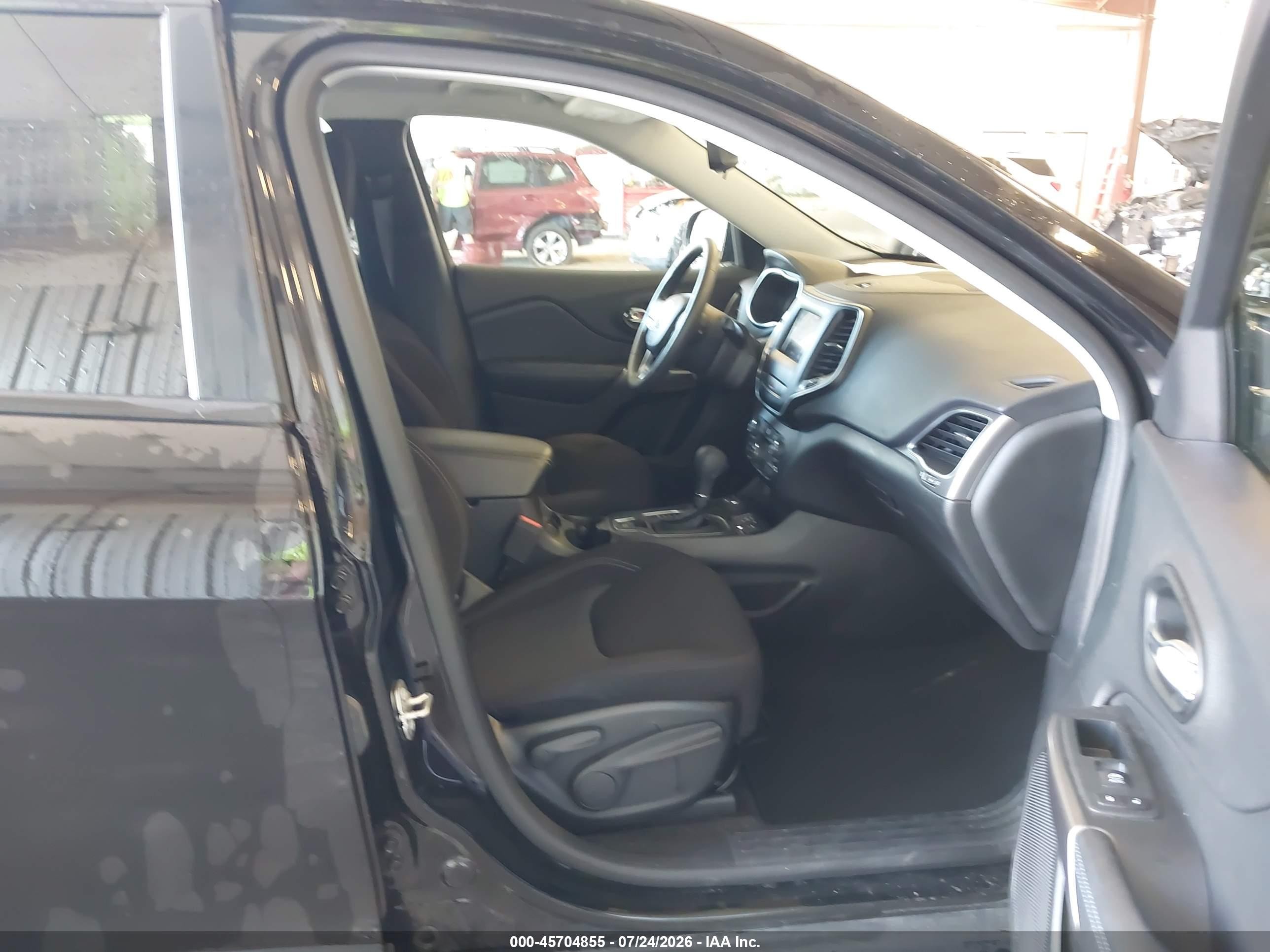 2021 Jeep Cherokee Latitude 4x4 Black vin: 1C4PJMCB3MD114475