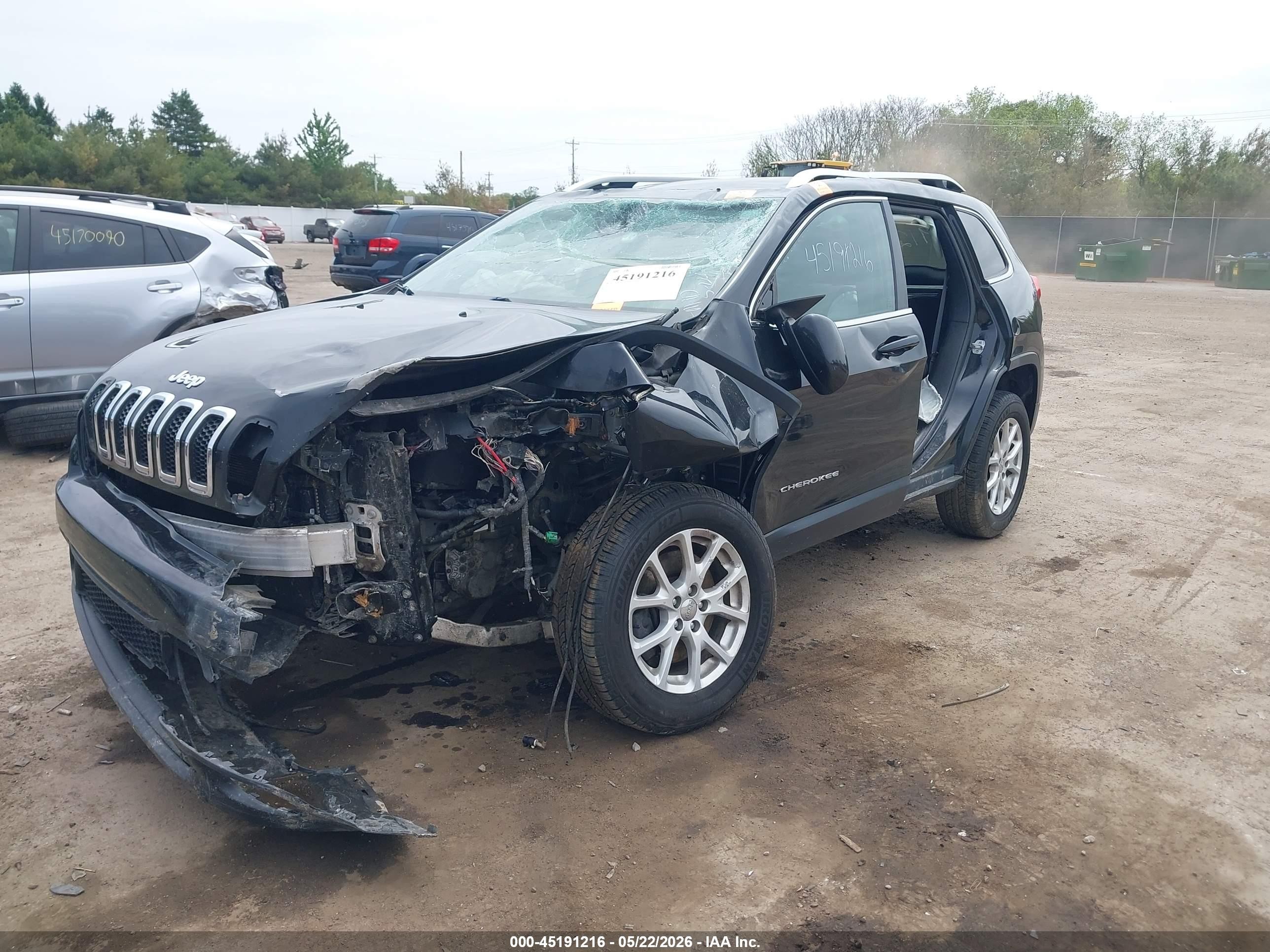 2014 Jeep Cherokee Latitude Black vin: 1C4PJMCB4EW178174